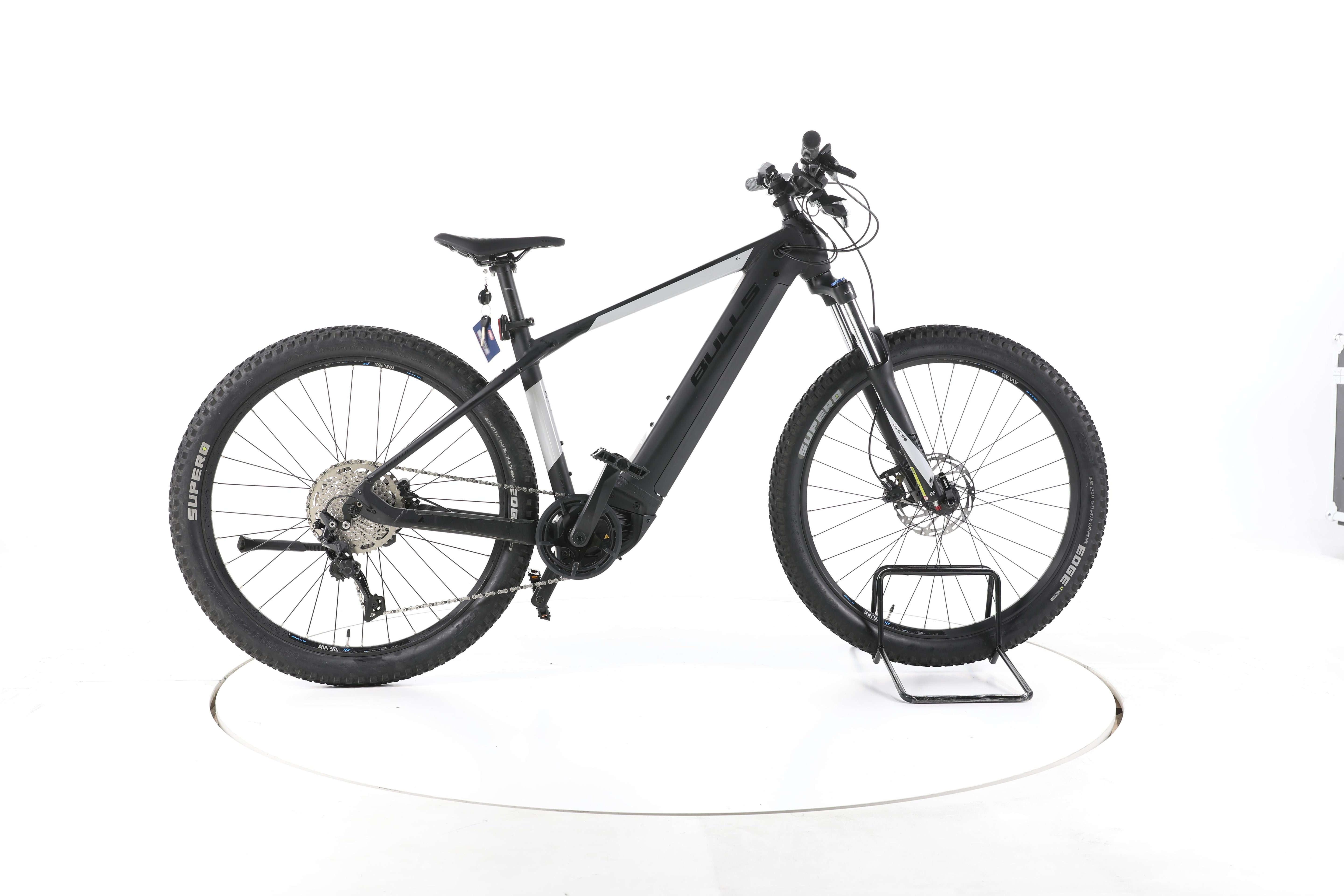 Bulls Copperhead EVO 1 E-Bike - Image 1