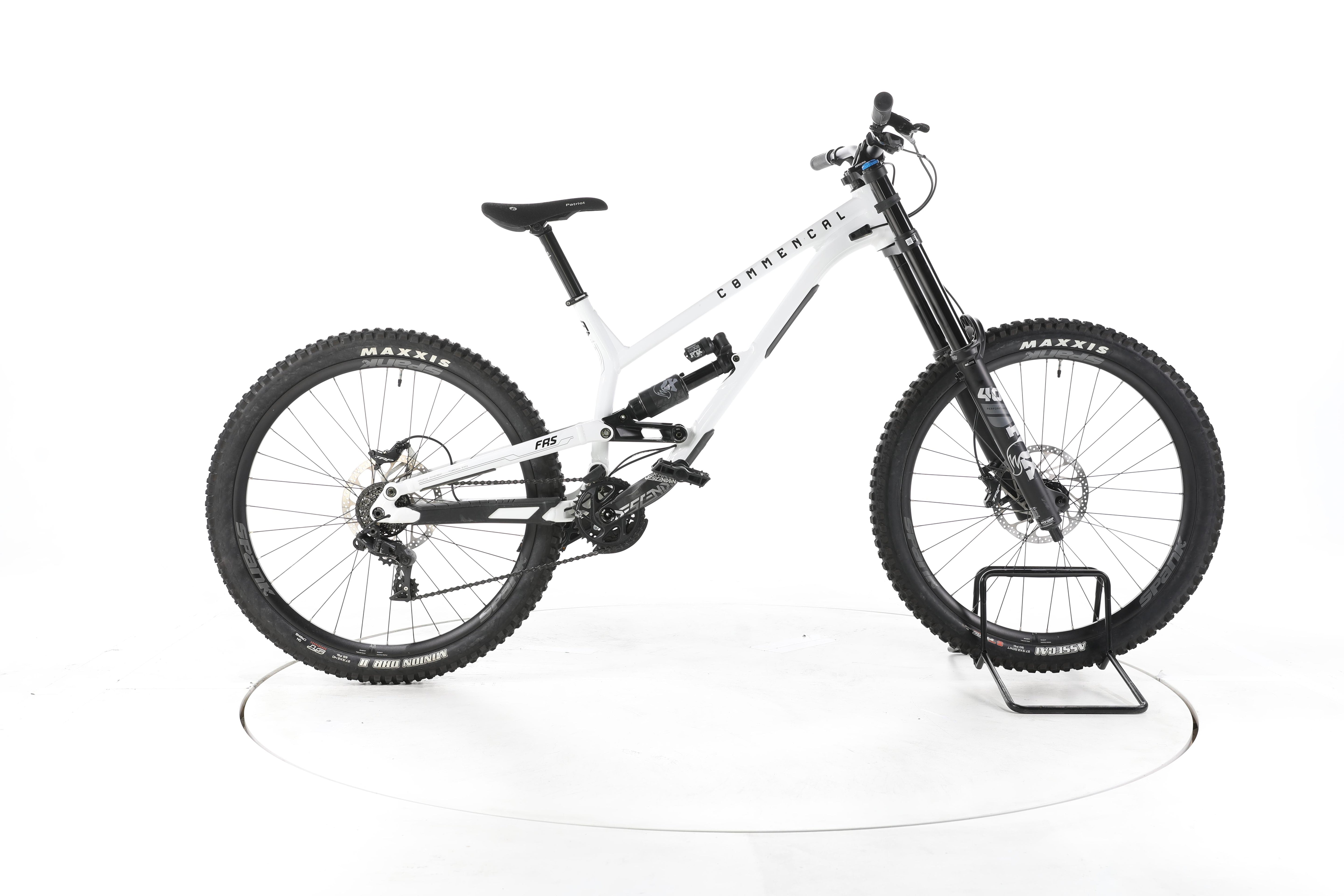 Commencal FRS ESSENTIAL Fahrrad Fully - Image 1