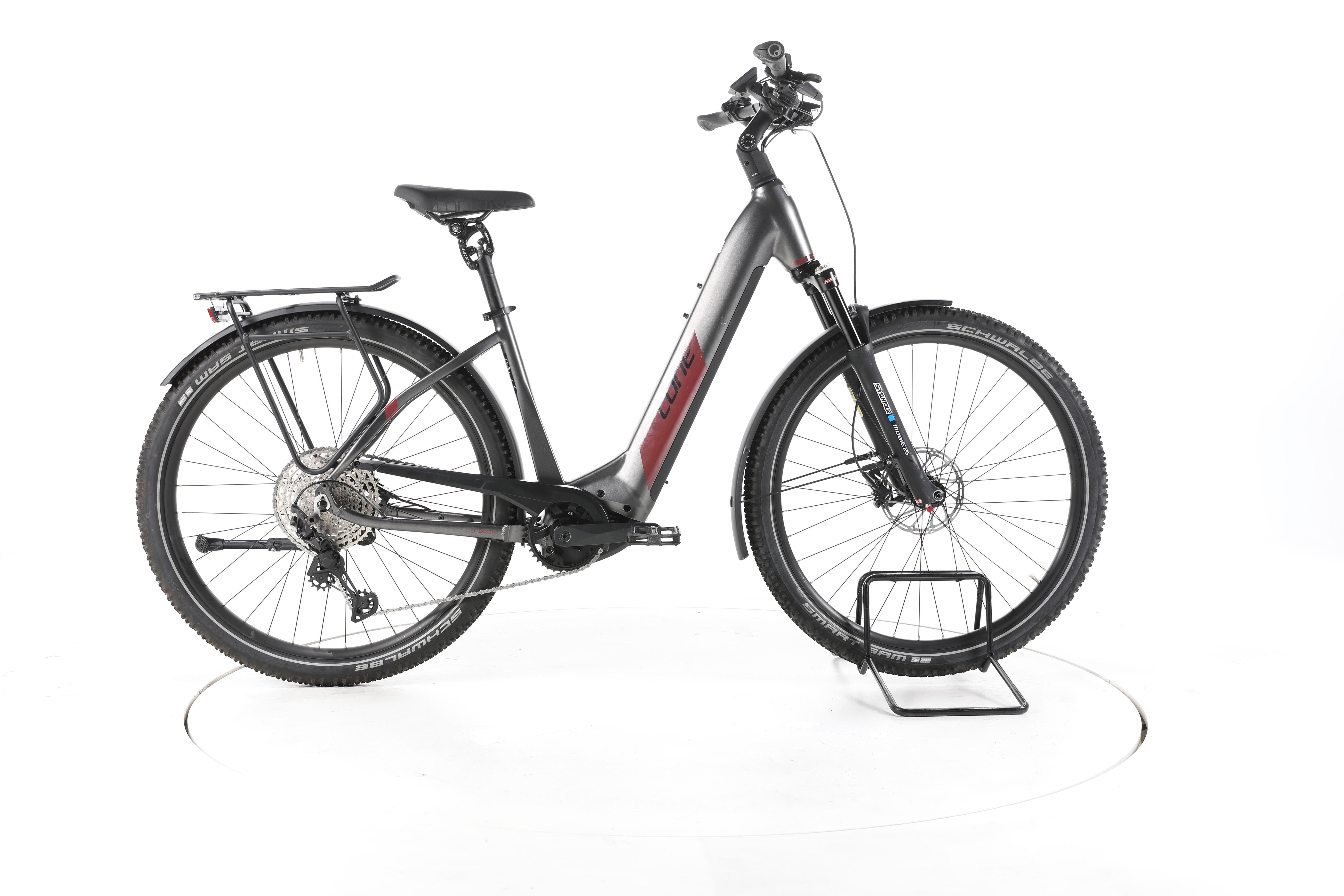 CONE Bikes eSUV IN 4.0 Trekking E-Bike Tiefeinsteiger - Image 1