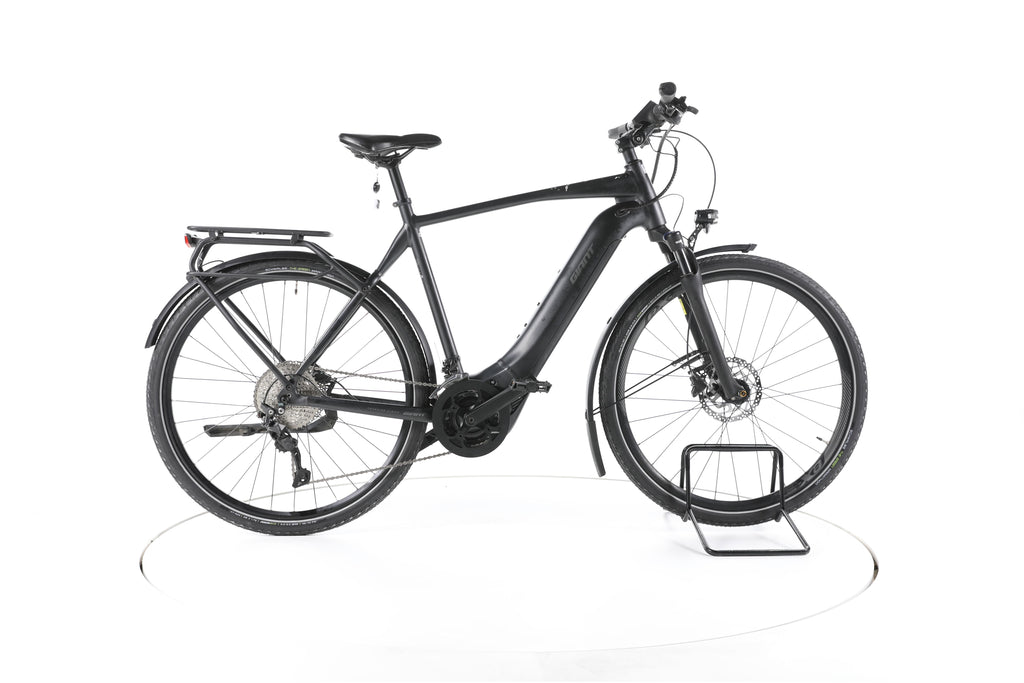Giant Explore E+ 1 Trekking E-Bike - Image 1