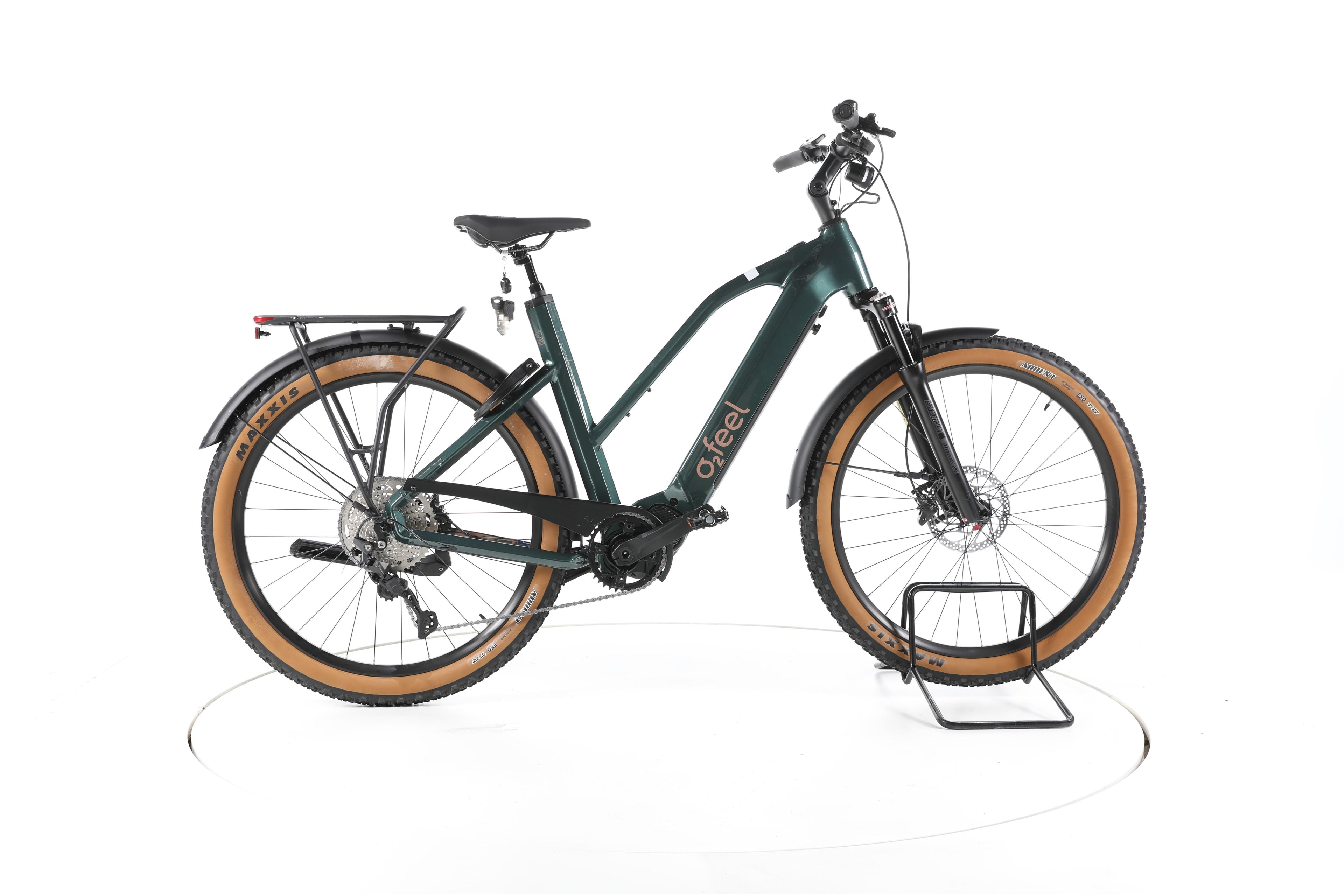 O2Feel Vern Adventure Power 8.1 Trekking E-Bike - Image 1