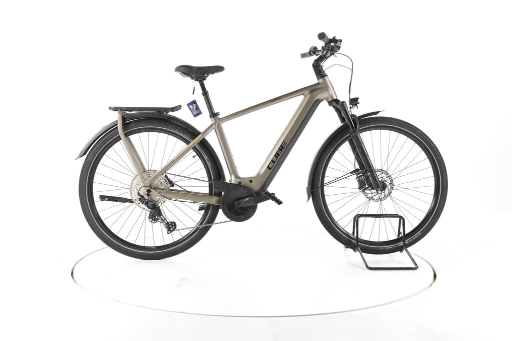 Cube Kathmandu Hybrid Pro Trekking E-Bike - Image 1