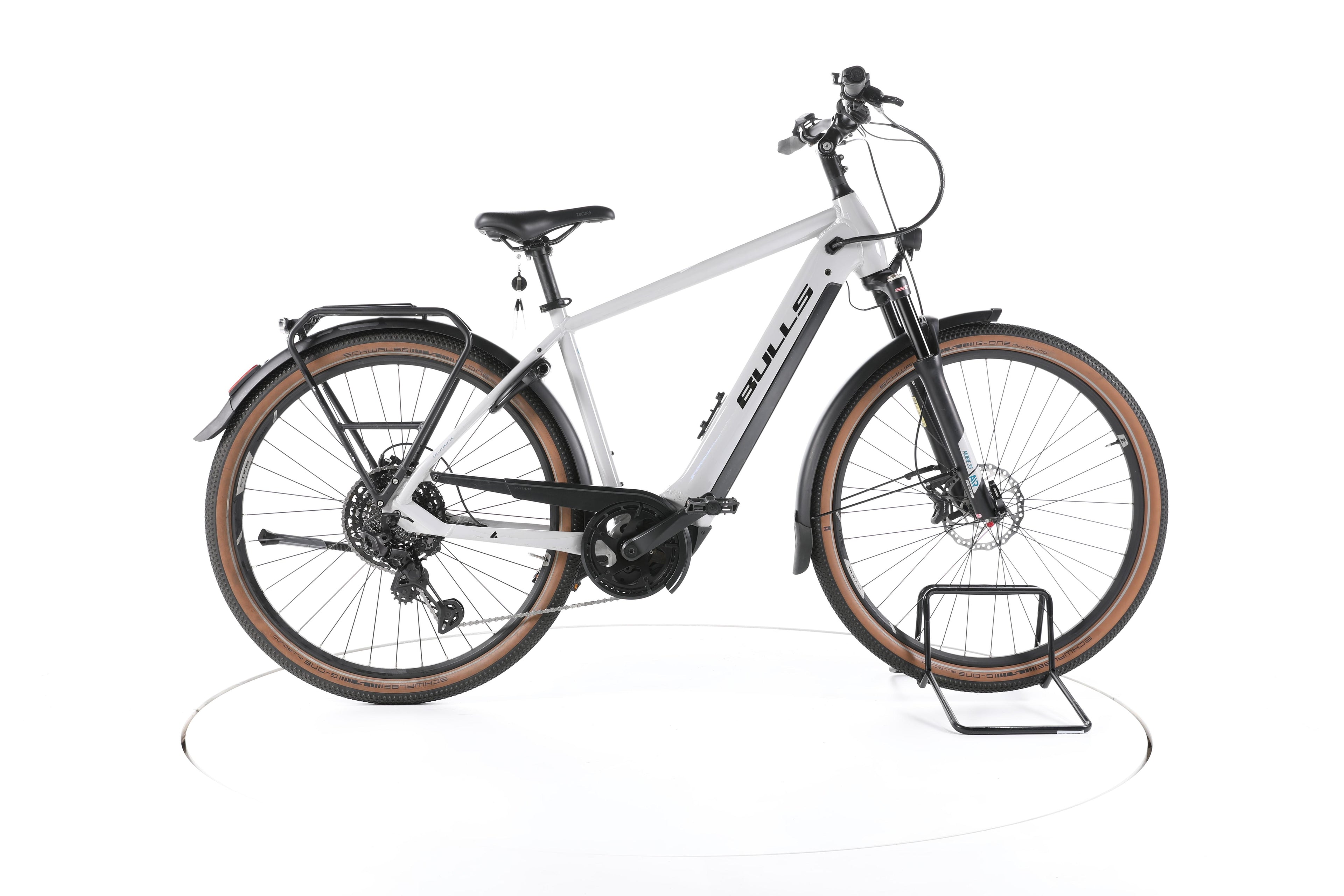 Bulls Cross Lite EVO 1 Trekking E-Bike - Image 1