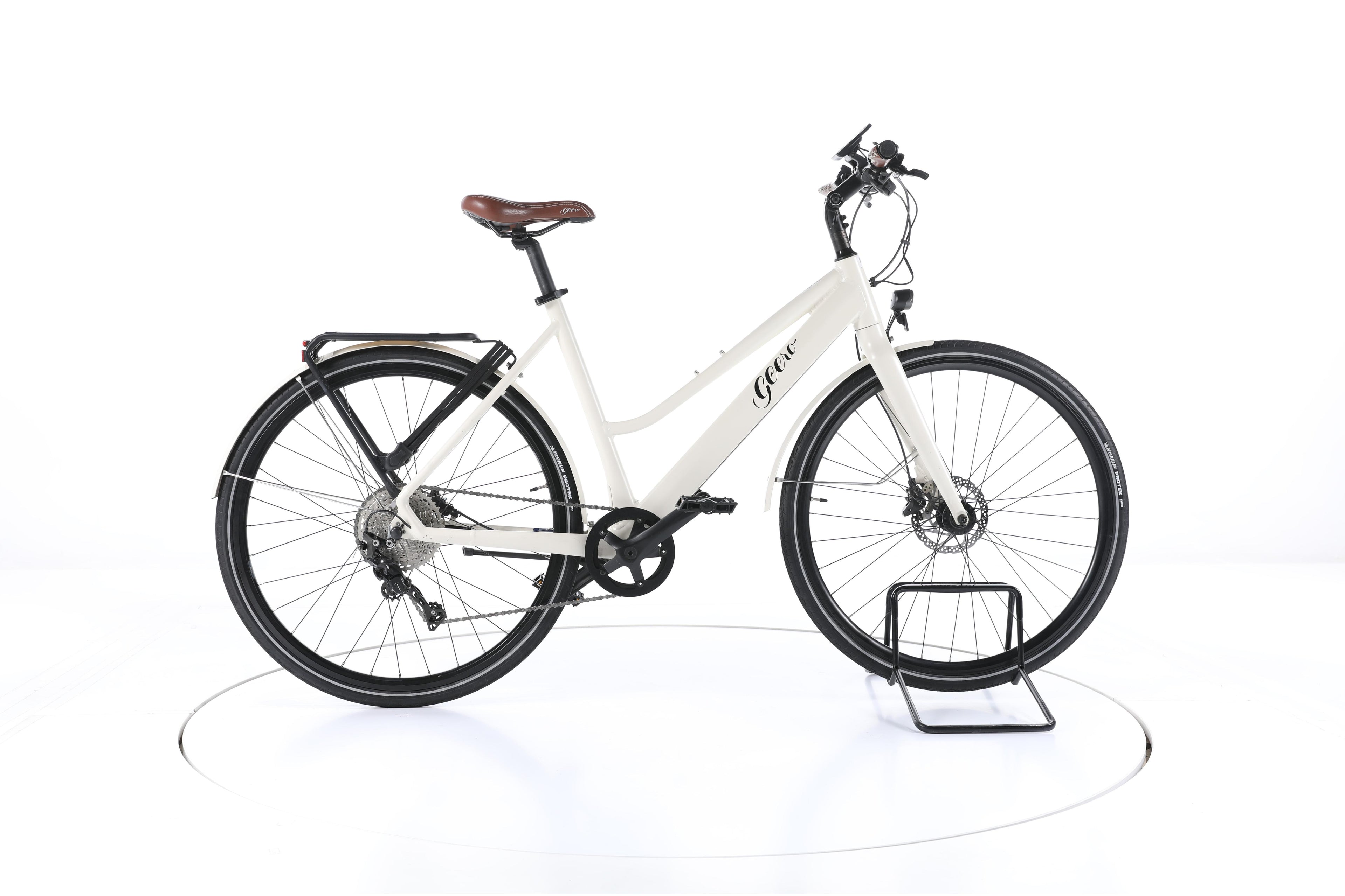 Geero Geero 2 Touring-Comfort+ Trekking E-Bike - Image 1