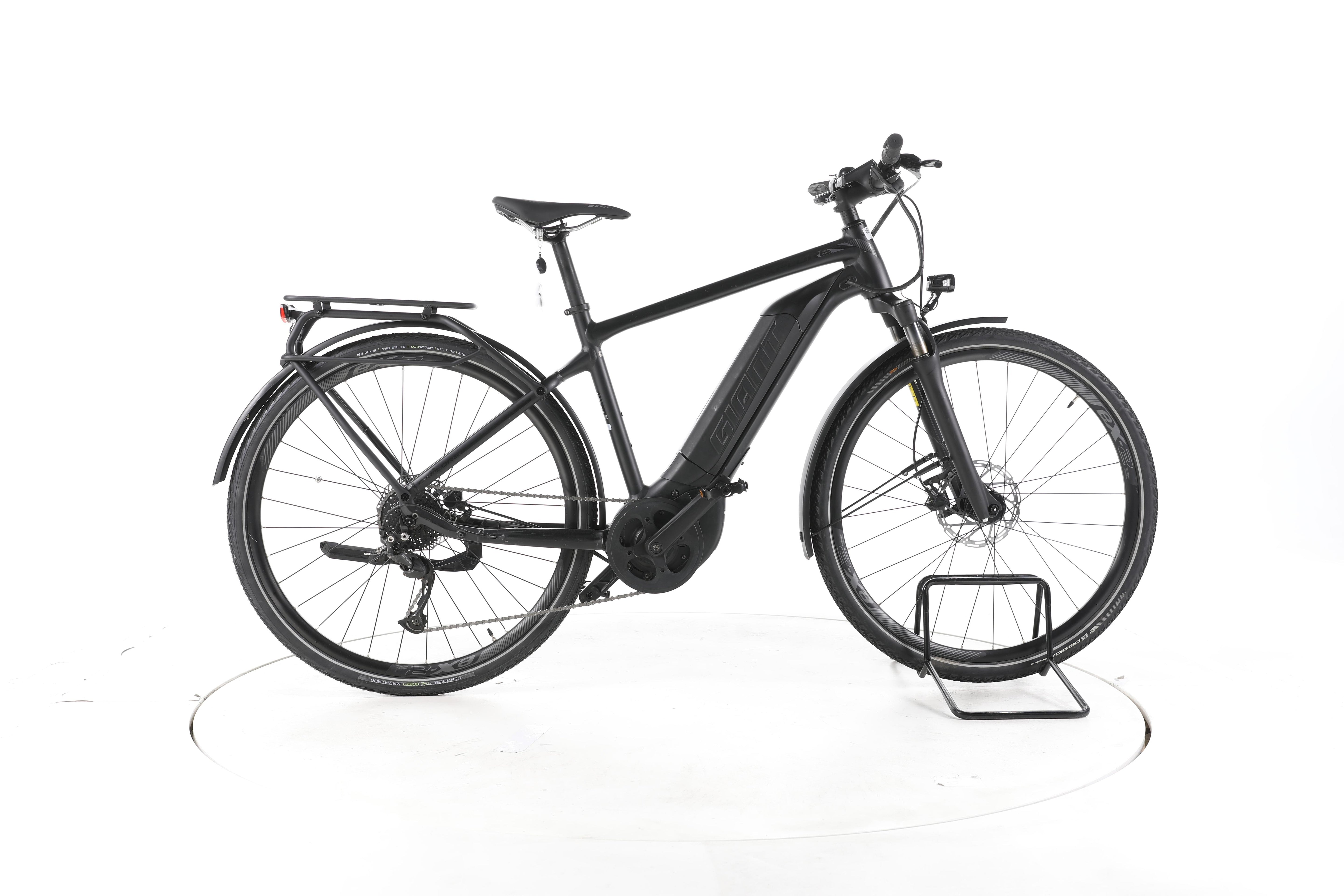 Giant Explore E+3 Trekking E-Bike - Image 1