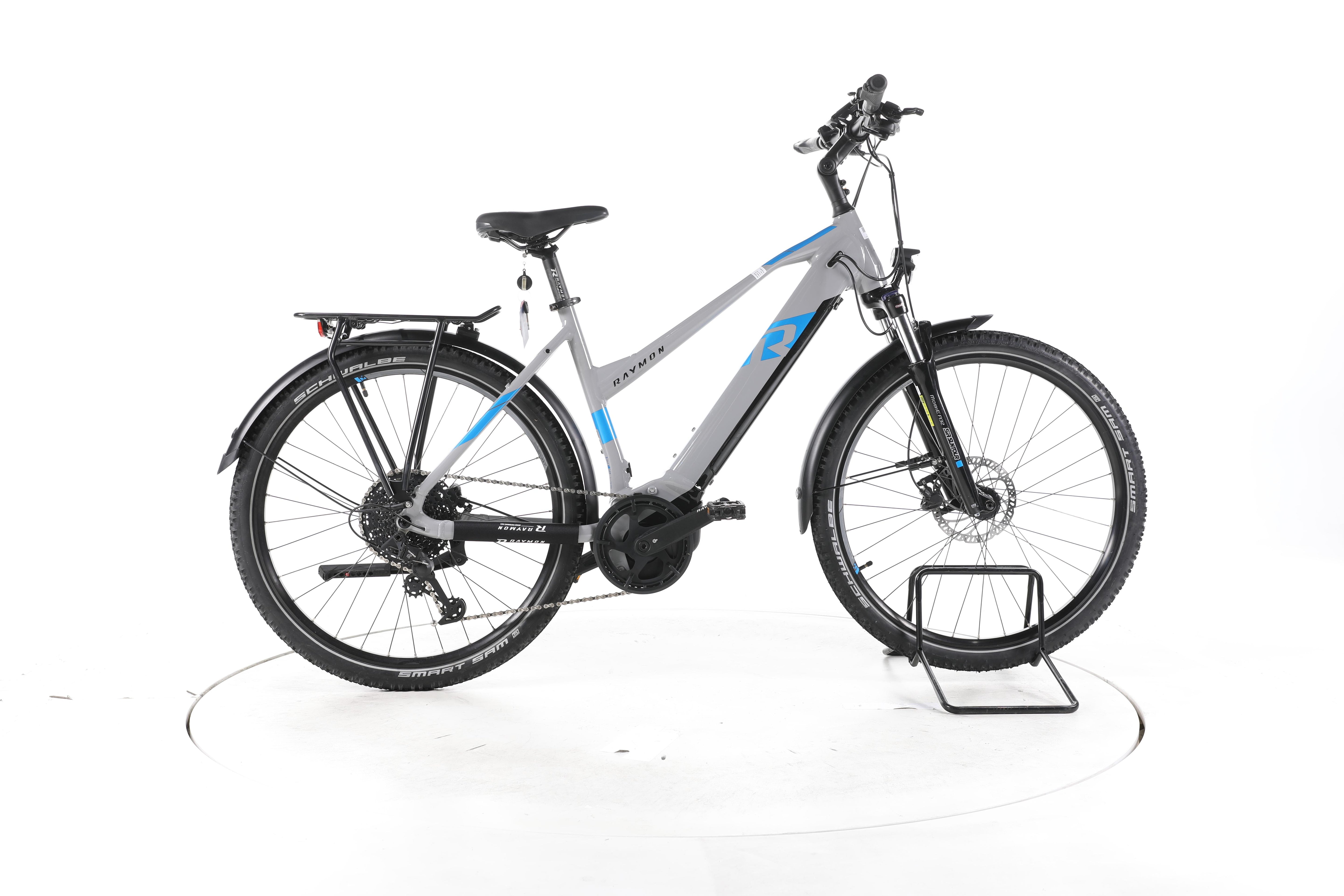 R Raymon CrossRay E 6.0 Trekking E-Bike - Image 1