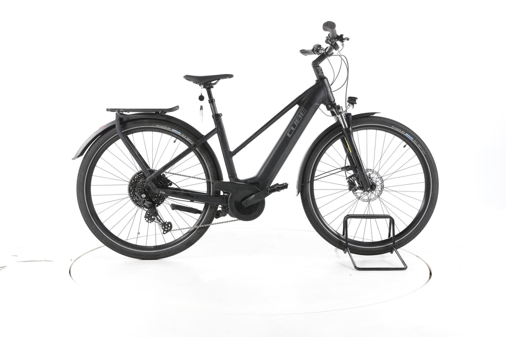 Cube Touring Hybrid Pro Trekking E-Bike - Image 1