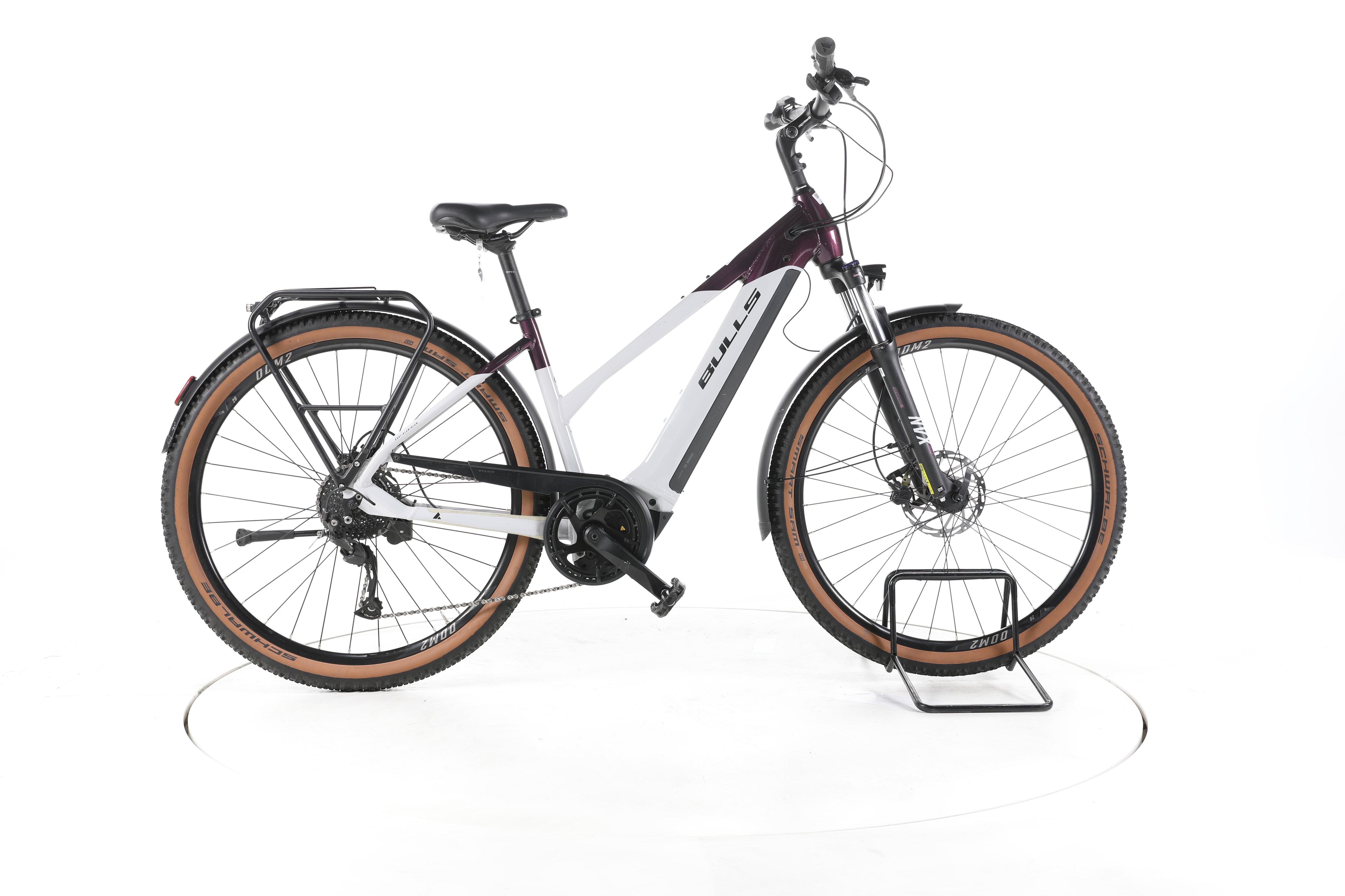 Bulls Cross EVO Trekking E-Bike - Image 1