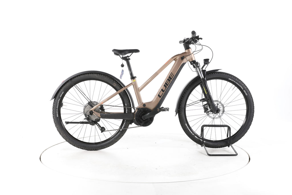 Cube Reaction Hybrid Performance Trekking E-Bike - Image 1