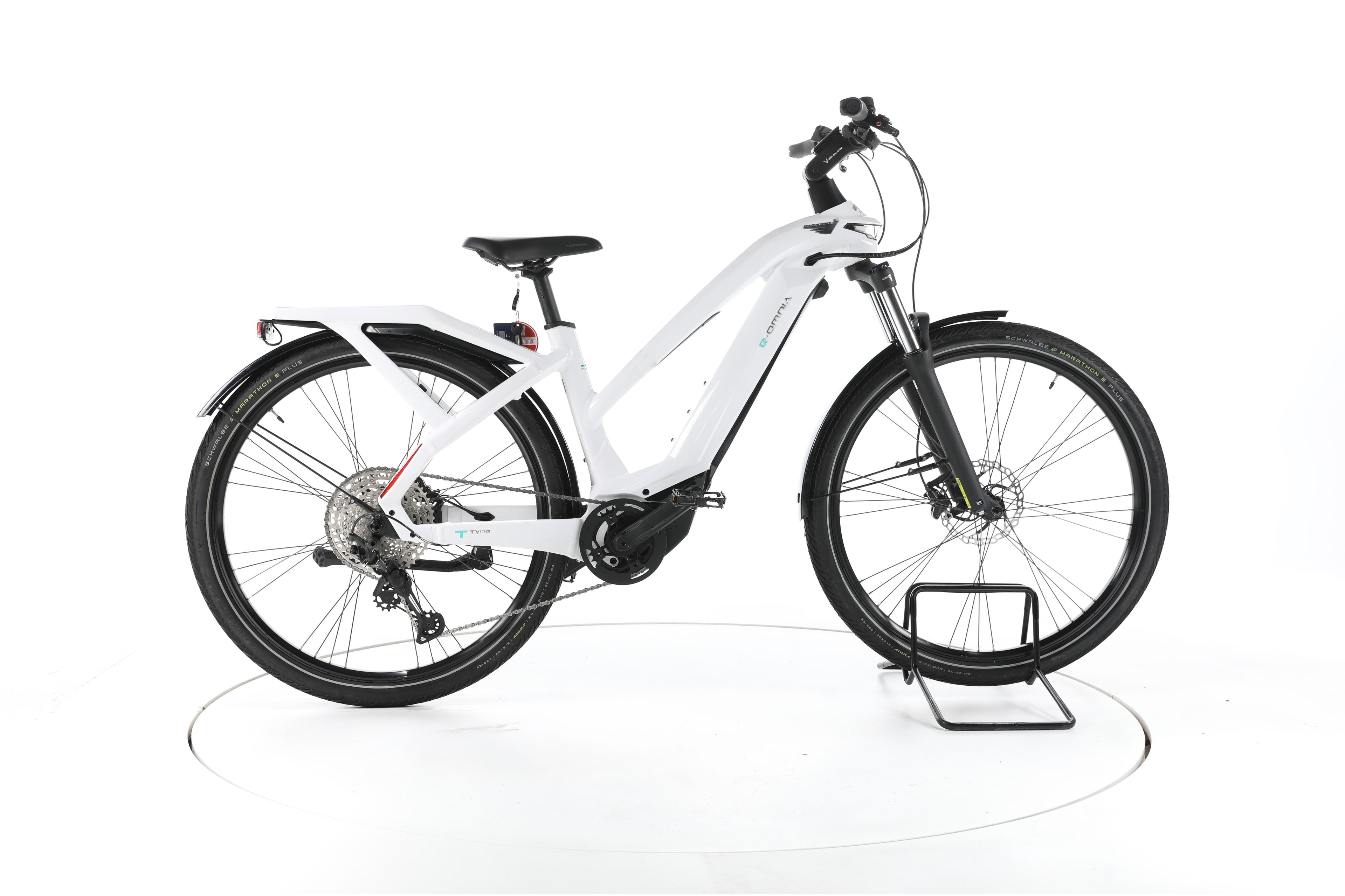 Bianchi E-OMNIA T TYPE Trekking E-Bike - Image 1