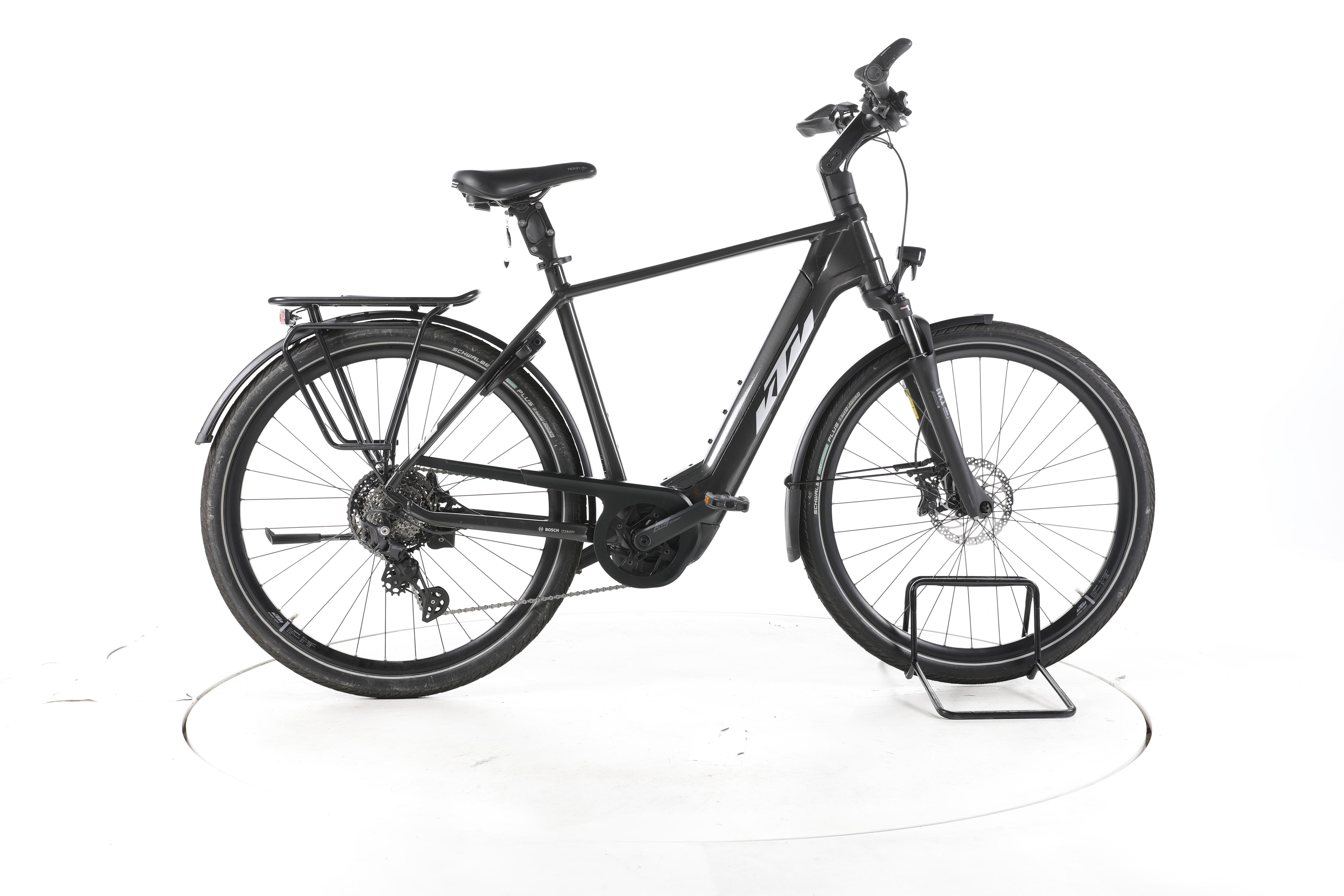 KTM Macina Style 730 Trekking E-Bike - Image 1