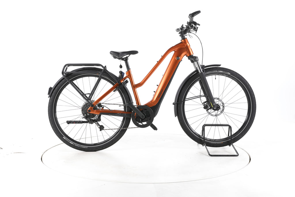 Giant Explore E+ 2 Trekking E-Bike - Image 1