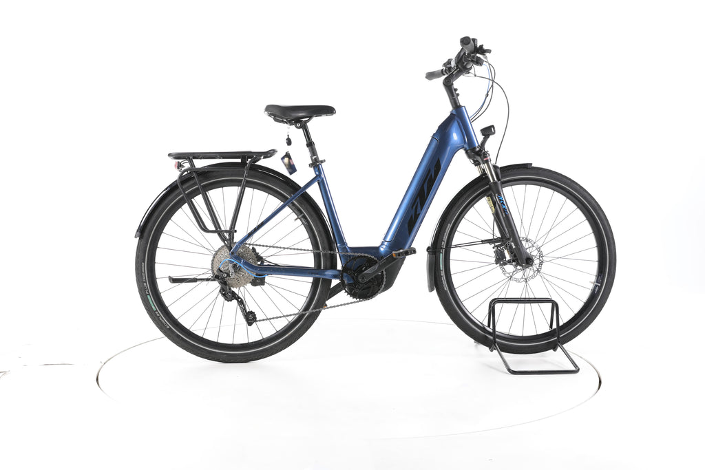 KTM Macina Tour LTD Trekking E-Bike Tiefeinsteiger - Image 1
