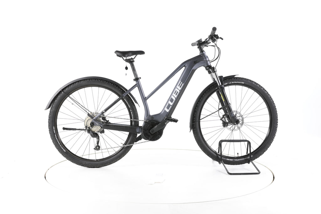Cube Reaction Hybrid Performance Trekking E-Bike - Image 1