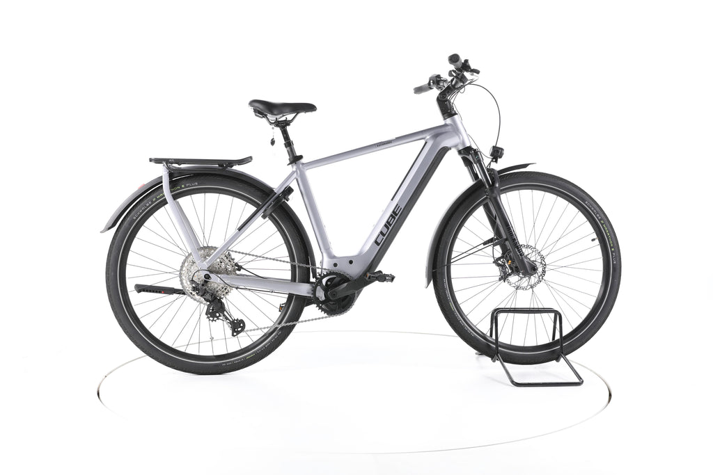 Cube Kathmandu Hybrid SLX Trekking E-Bike - Image 1