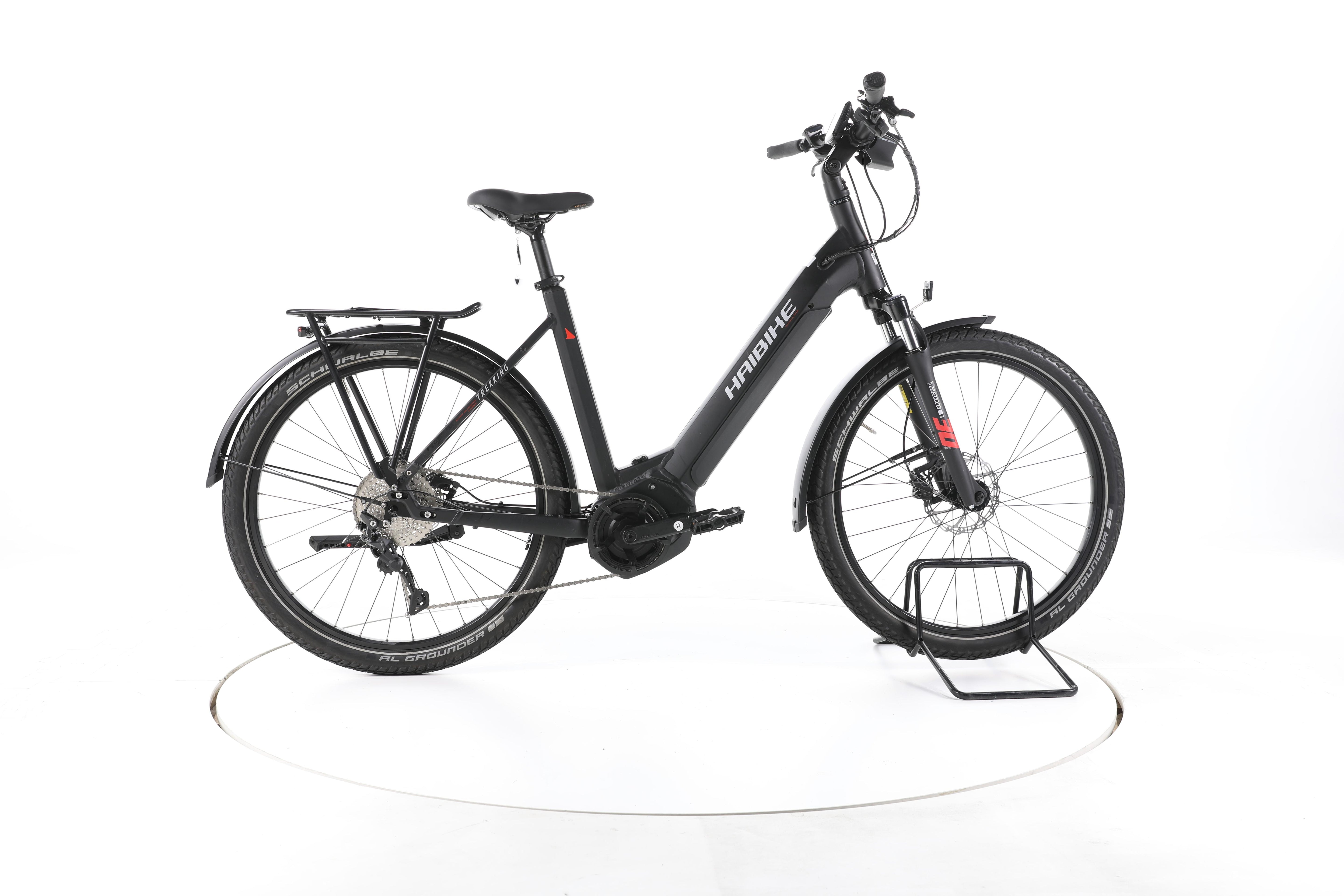 Haibike Trekking 6 Trekking E-Bike Tiefeinsteiger - Image 1