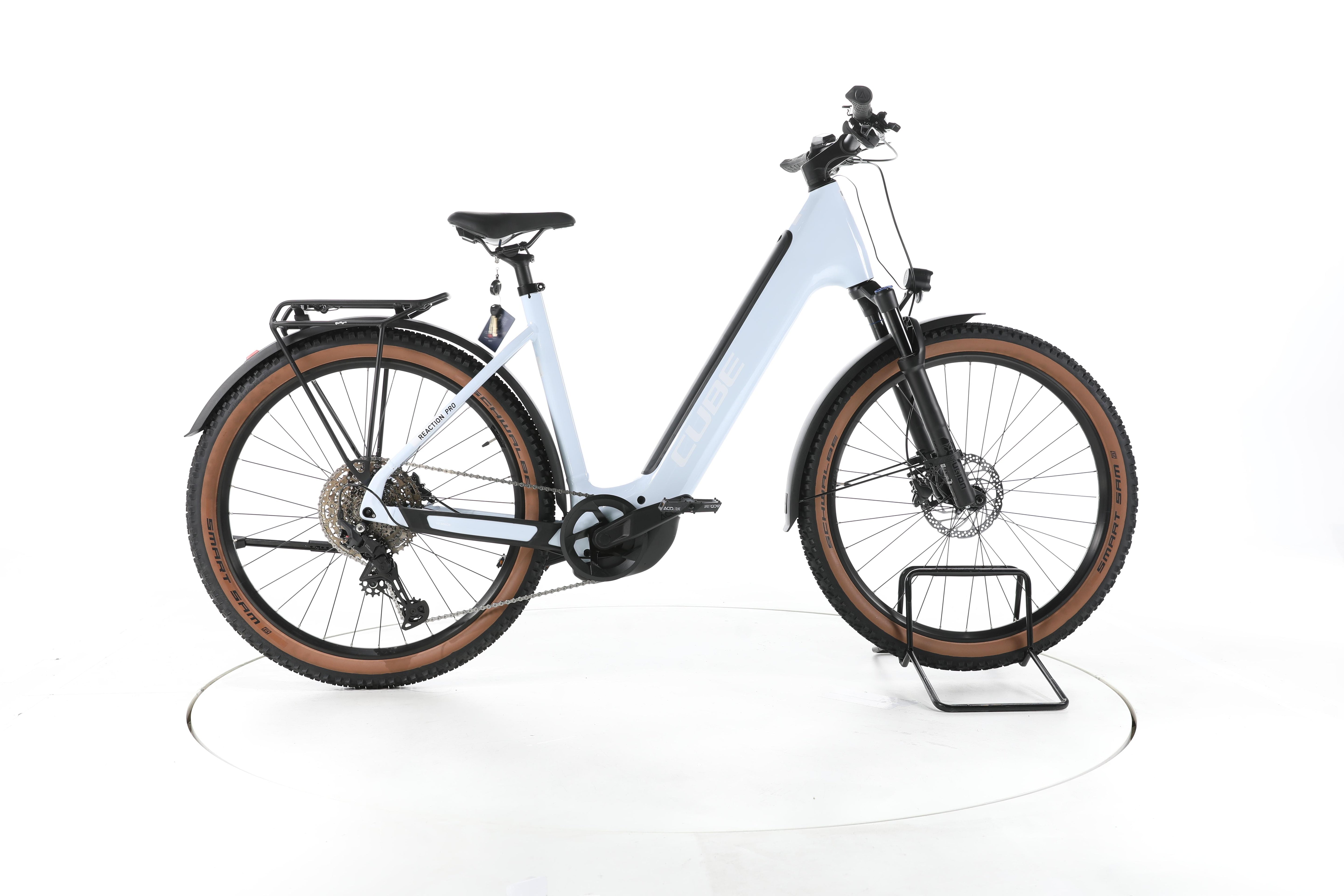 Cube Reaction Hybrid Pro Trekking E-Bike Tiefeinsteiger 2024 - Image 1