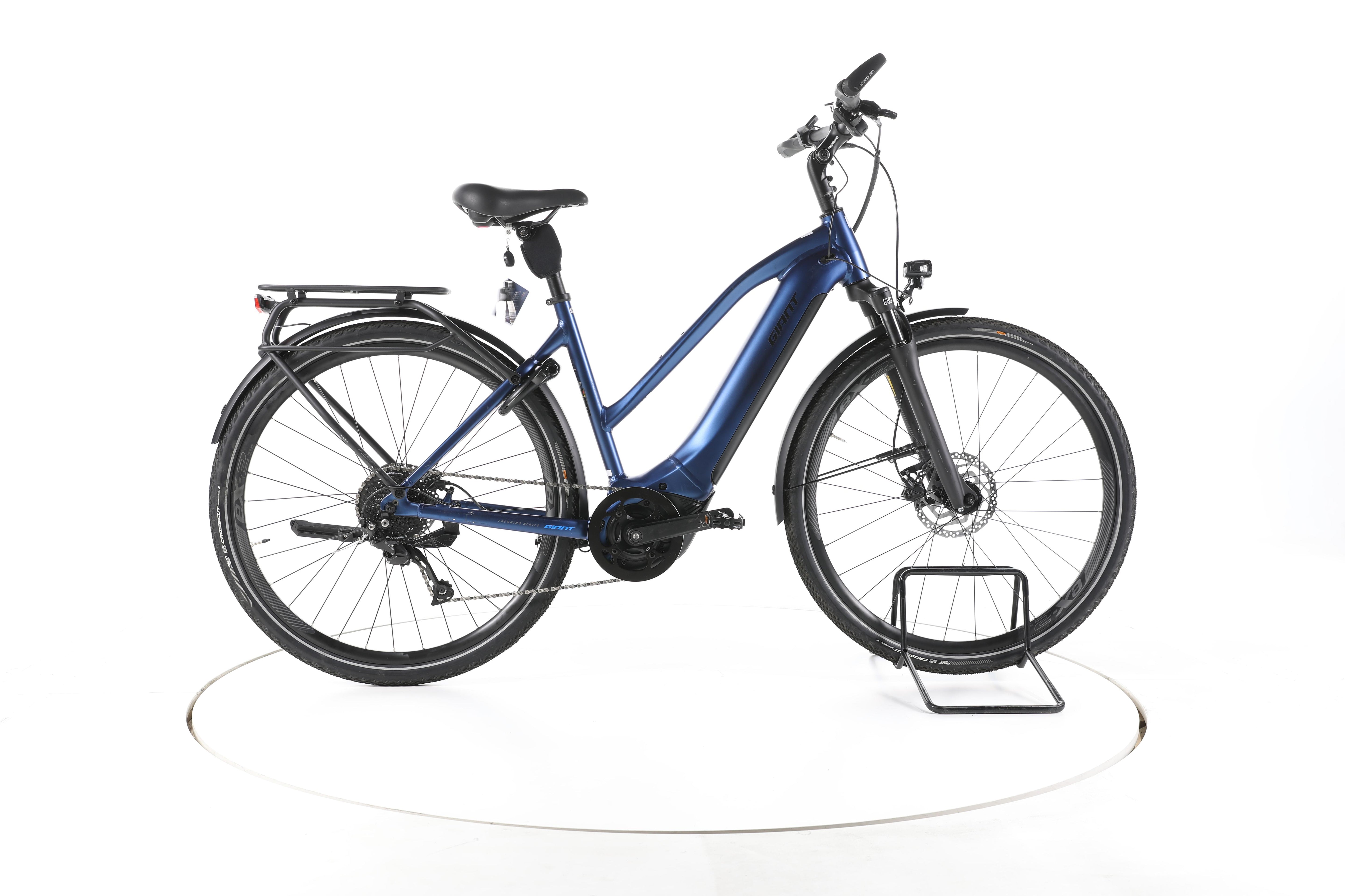 Giant Explore E+ 2 [RC Dash] Trekking E-Bike - Image 1
