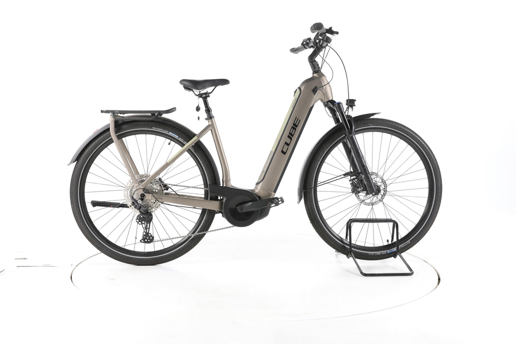Cube Kathmandu Hybrid Pro Trekking E-Bike Tiefeinsteiger - Image 1