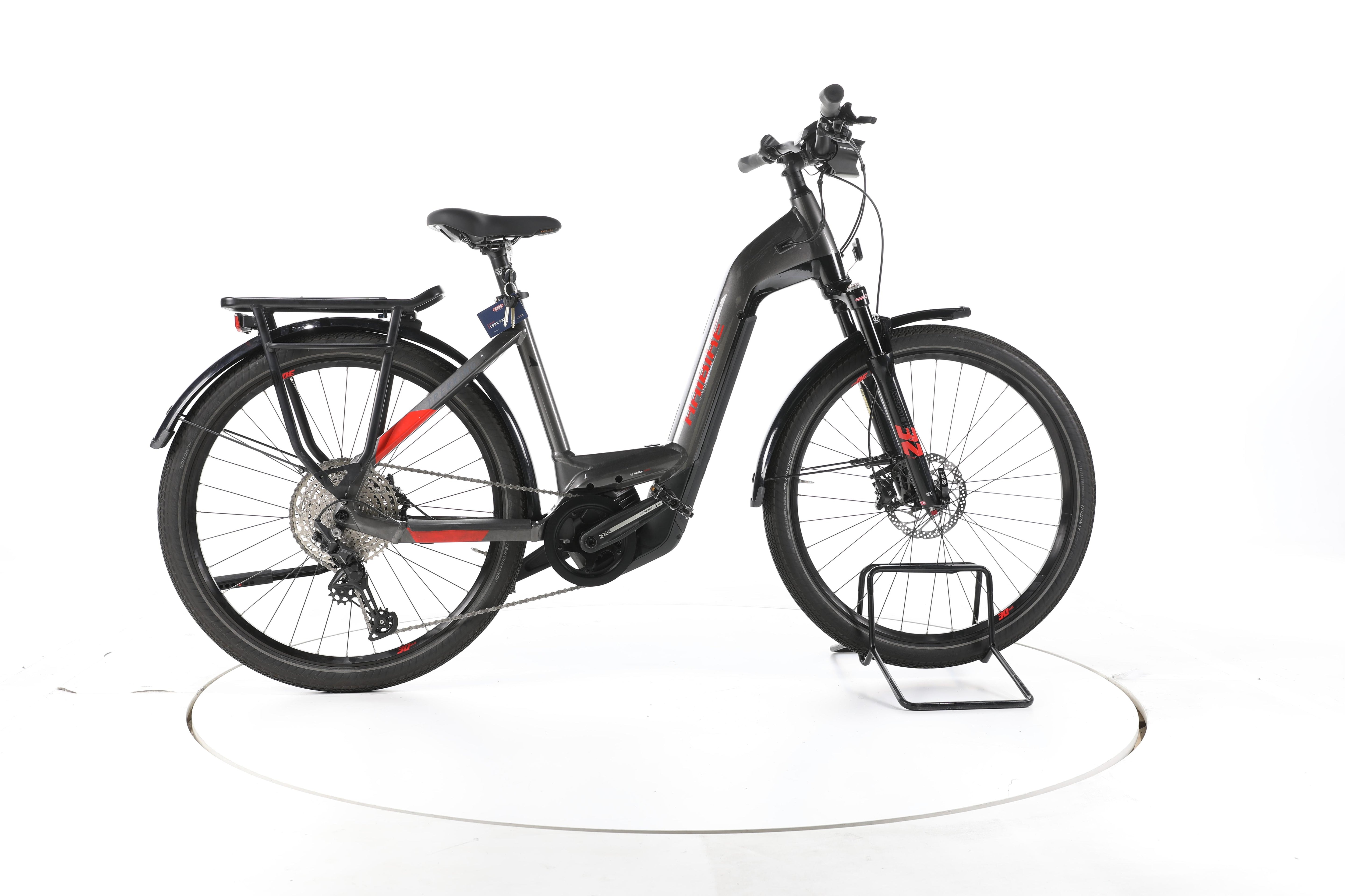 Haibike Trekking 9 Cross Trekking E-Bike Tiefeinsteiger - Image 1