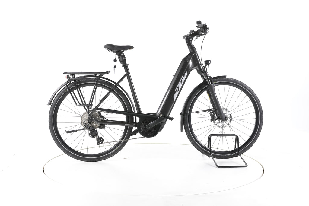 KTM Macina Style 730 Trekking E-Bike Tiefeinsteiger - Image 1