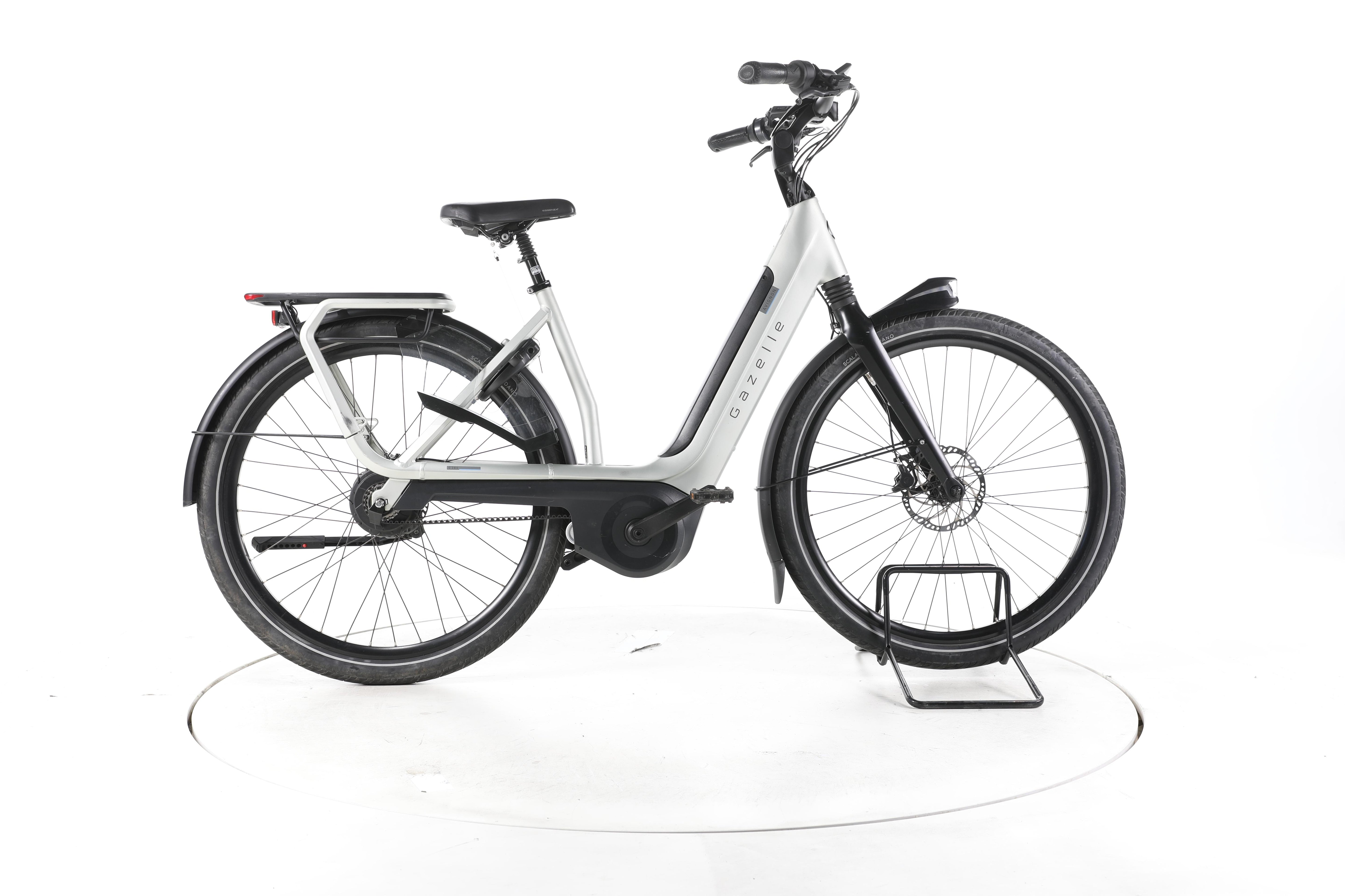Gazelle Avignon C380 HMB City E-Bike Tiefeinsteiger - Image 1