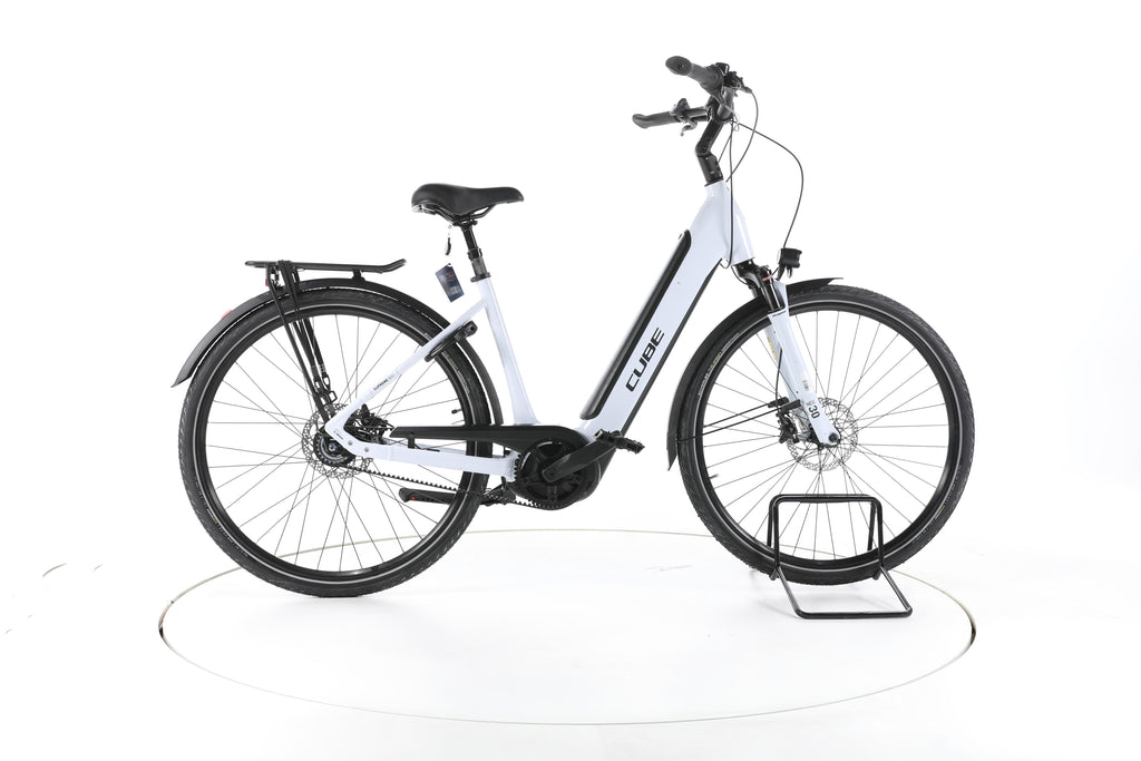 Cube Supreme Hybrid EXC City E-Bike Tiefeinsteiger 2023 - Image 1