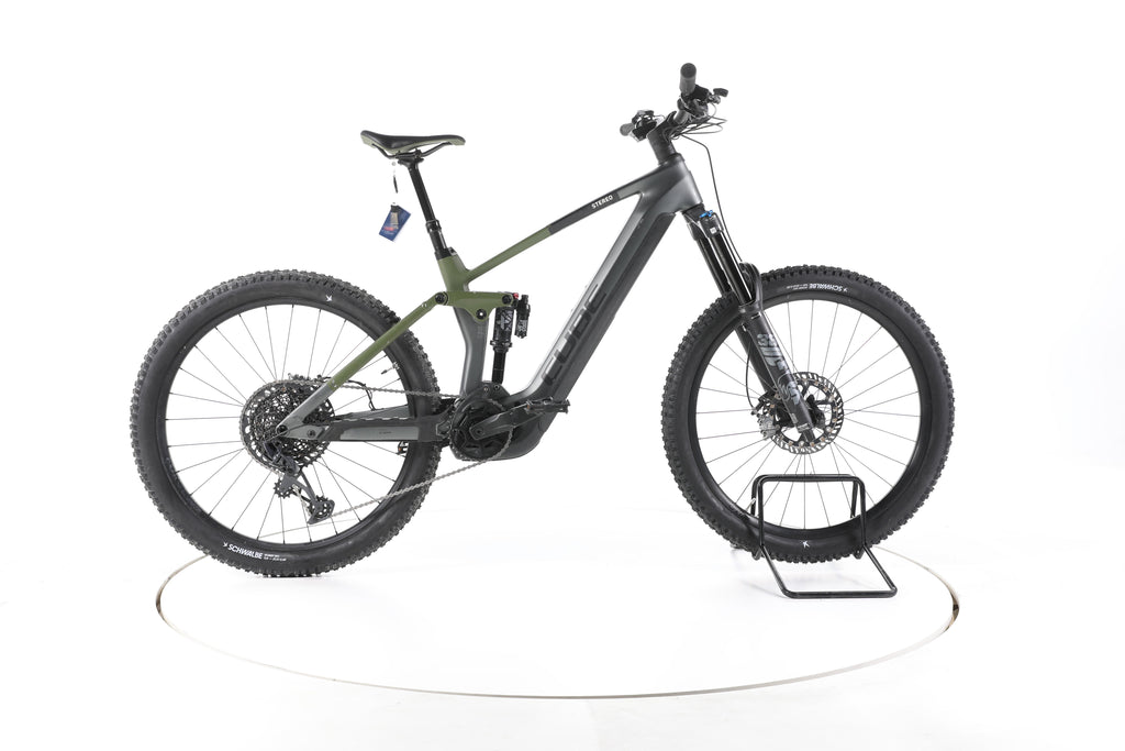 Cube Stereo Hybrid 160 HPC TM flash E-Bike Fully Carbon - Image 1