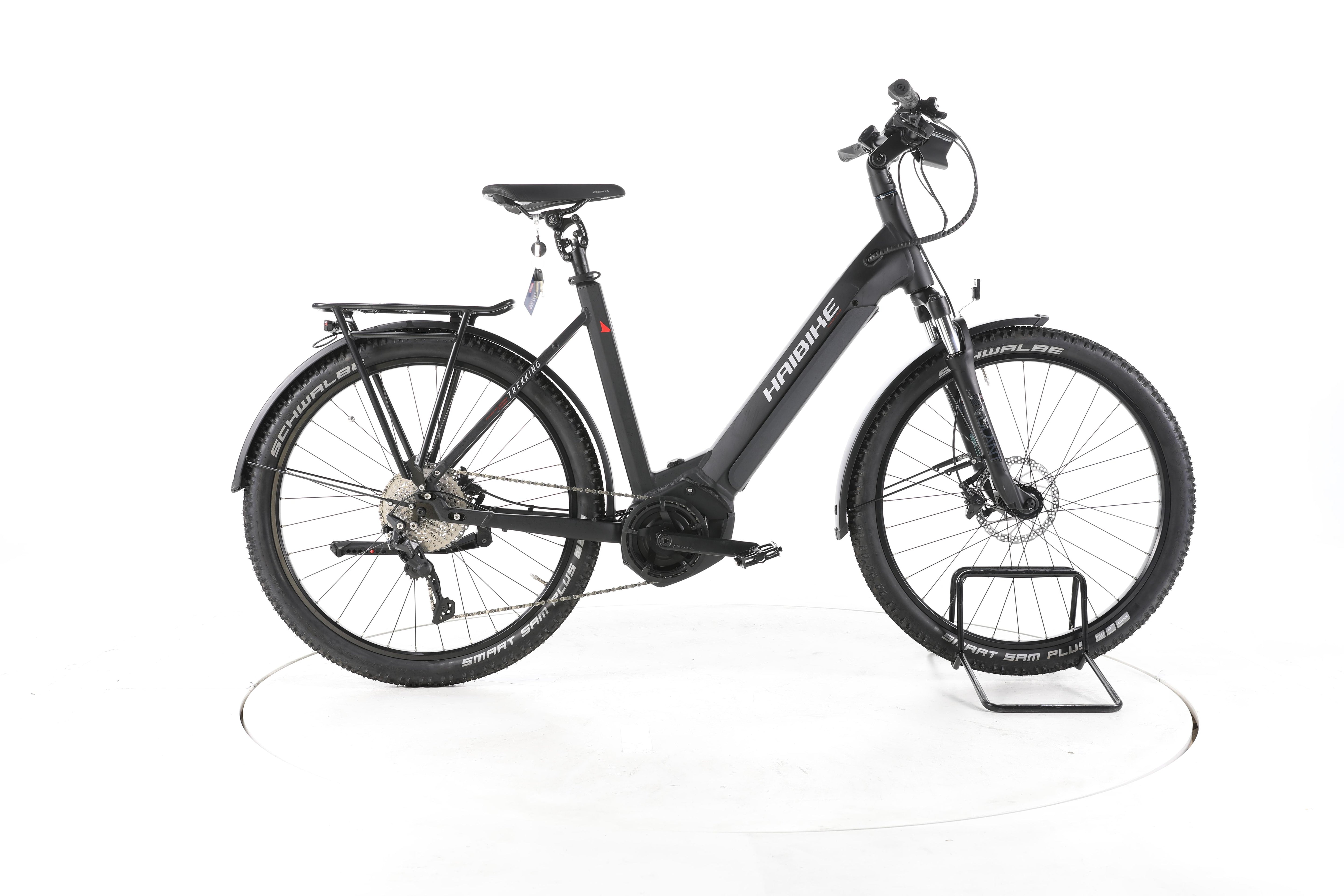 Haibike Trekking 6 Trekking E-Bike Tiefeinsteiger - Image 1