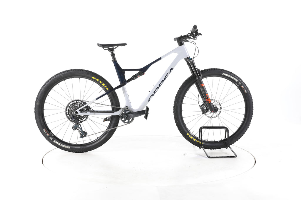 Orbea OIZ M20 Fahrrad Fully - Image 1