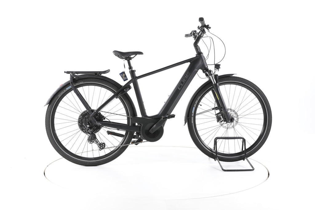 Cube Touring Hybrid Pro Trekking E-Bike 2023 - Image 1