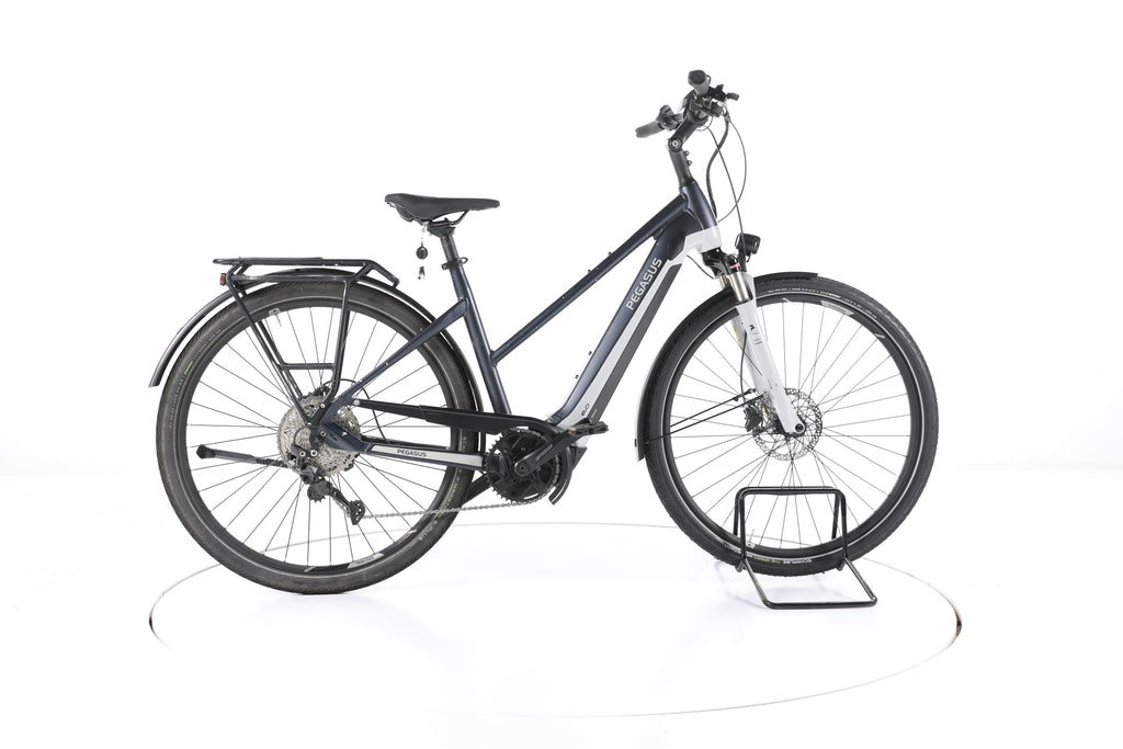 Pegasus Premio Evo 10 Lite Trekking E-Bike - Image 1