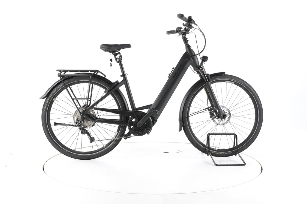 Pegasus Premio EVO Lite Trekking E-Bike Tiefeinsteiger 2023 - Image 1