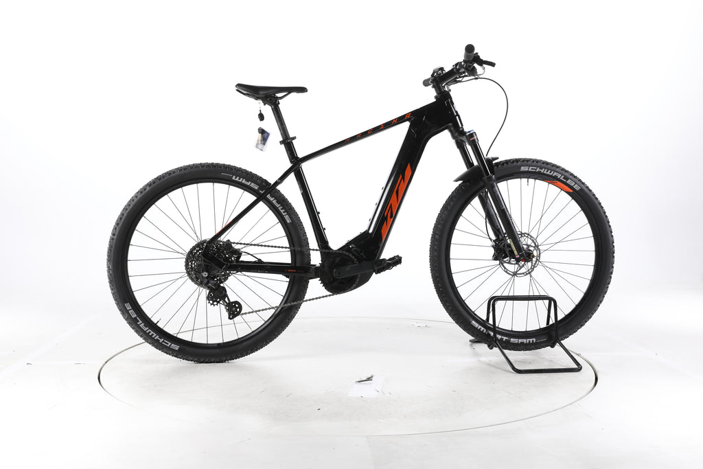 KTM Macina Team 792 E-Bike - Image 1