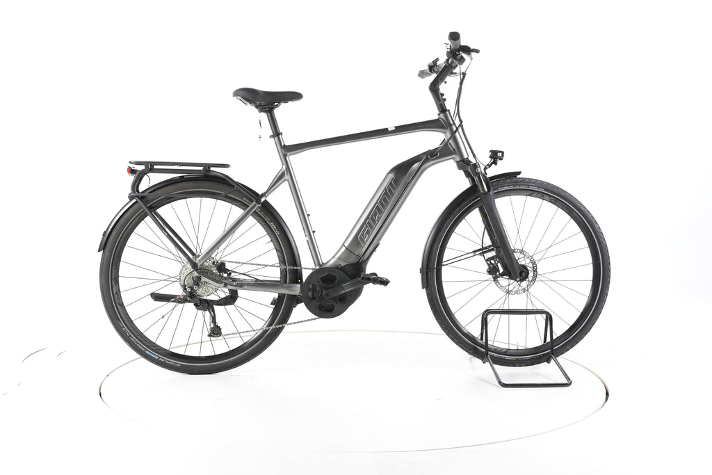 Giant Explore E+ 3 Trekking E-Bike - Image 1