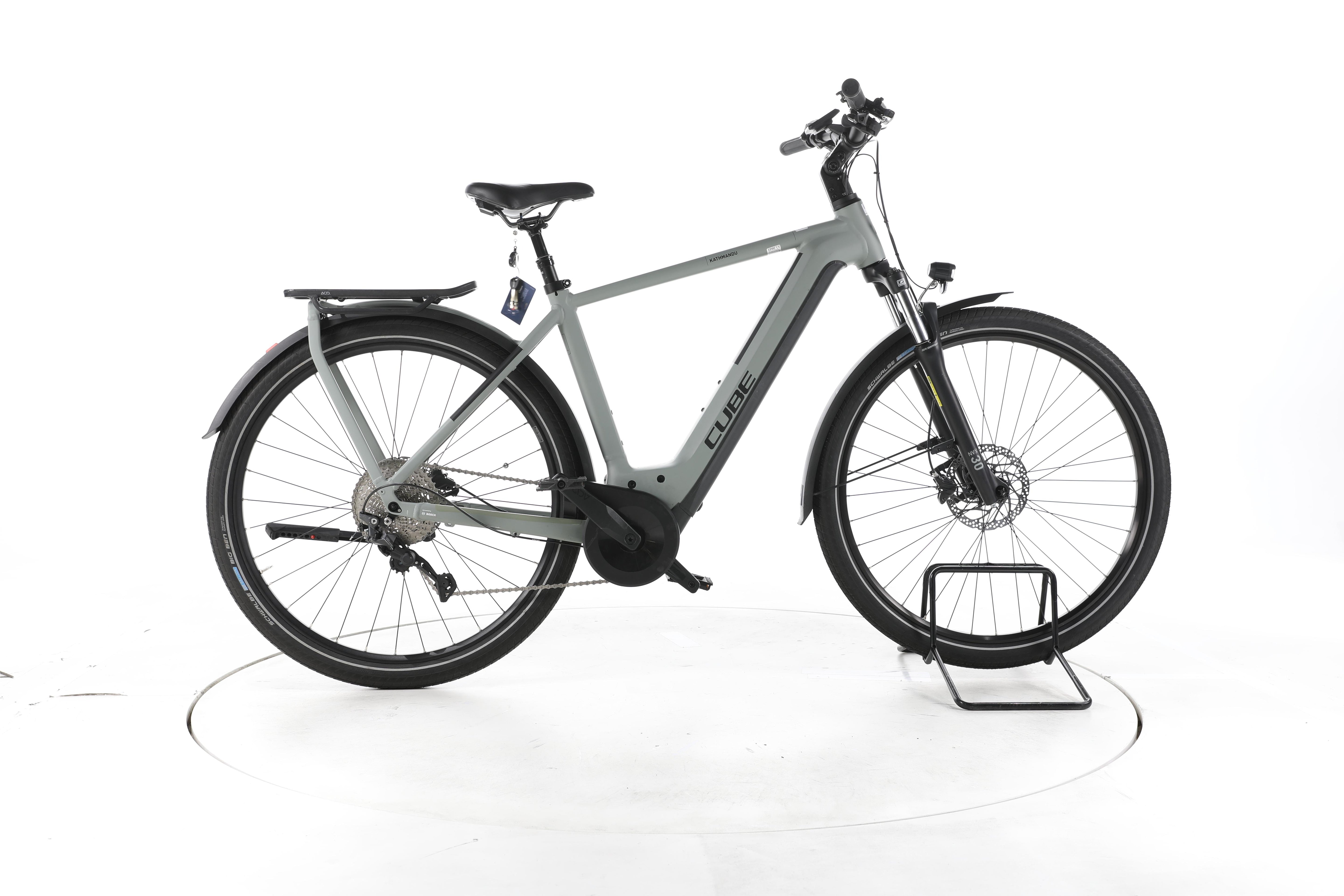 Cube Kathmandu Hybrid ONE Trekking E-Bike - Image 1