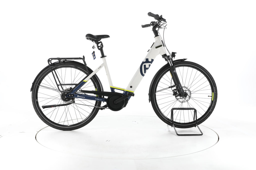 Husqvarna E-Bicycles Grand Towner 5 City E-Bike Tiefeinsteiger - Image 1