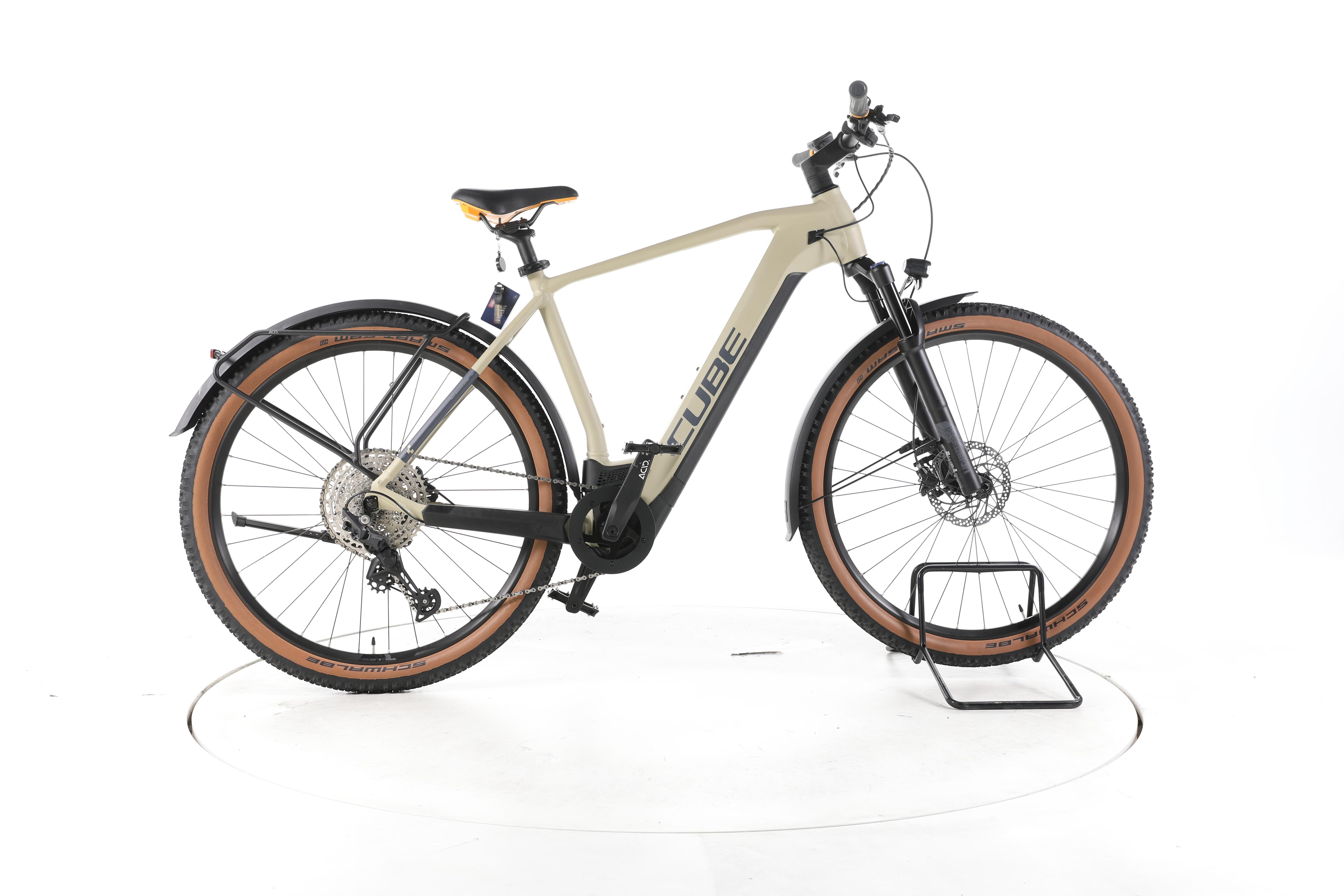 Cube Reaction Pro Trekking E-Bike - Image 1