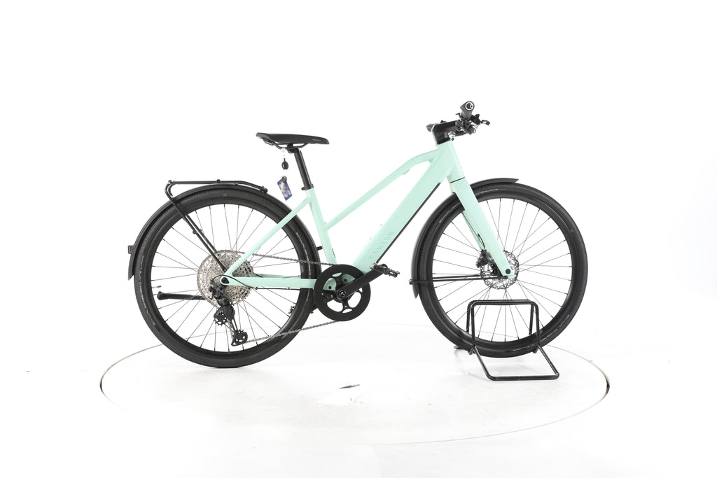 Canyon Commuter:ON 7 Trekking E-Bike - Image 1