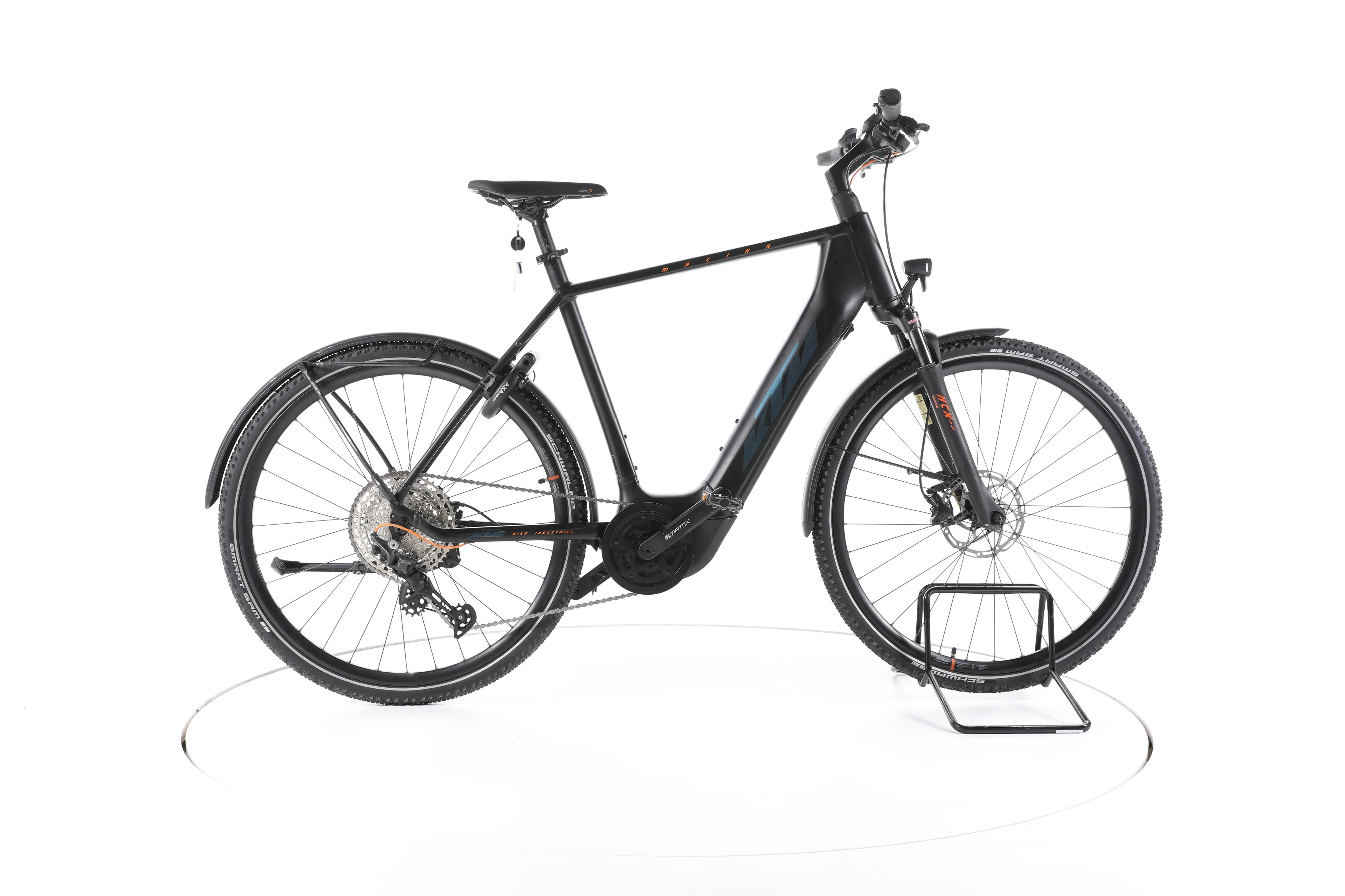 KTM Macina Cross LFC Trekking E-Bike - Image 1