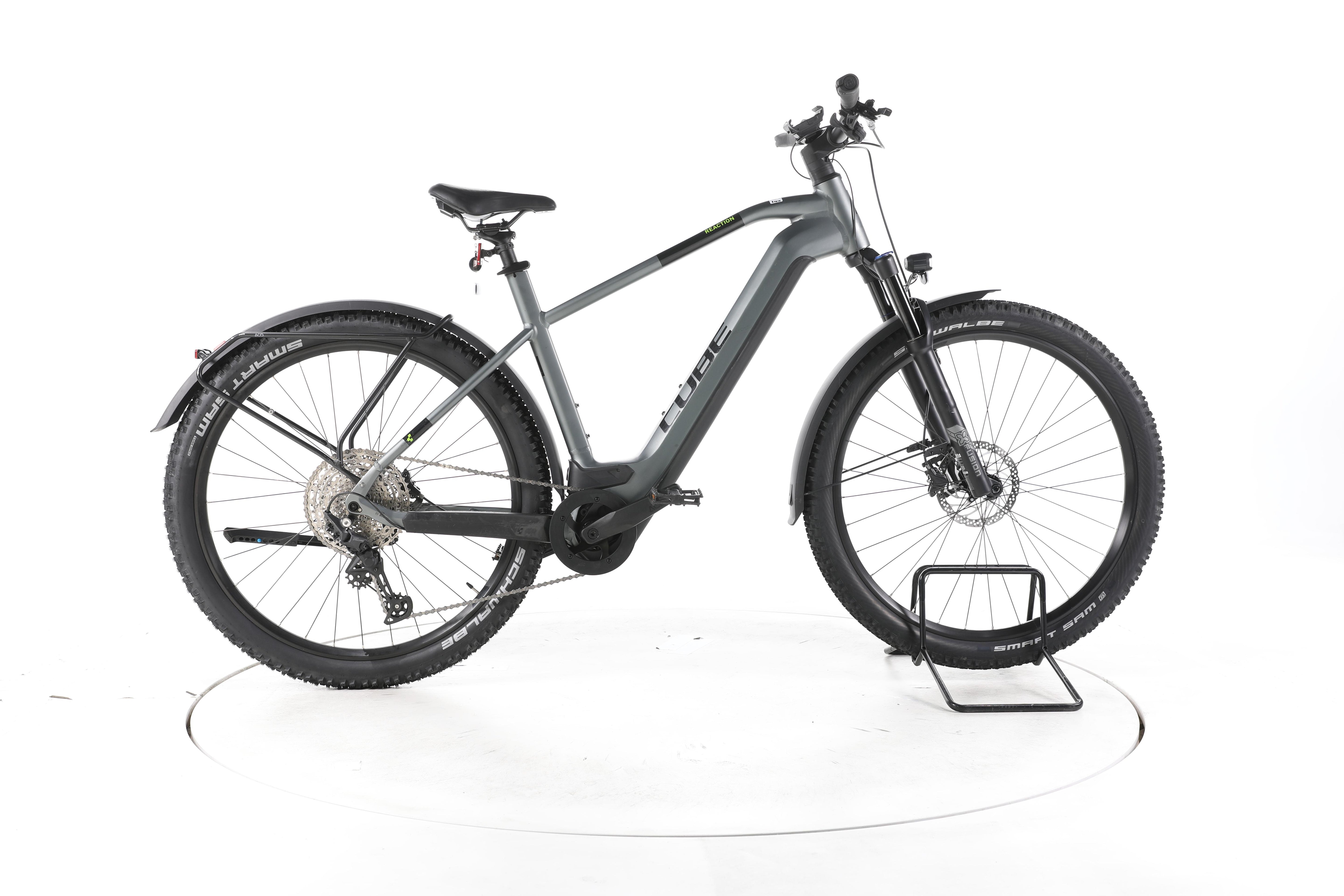 Cube Reaction Hybrid Pro Allroad Trekking E-Bike - Image 1
