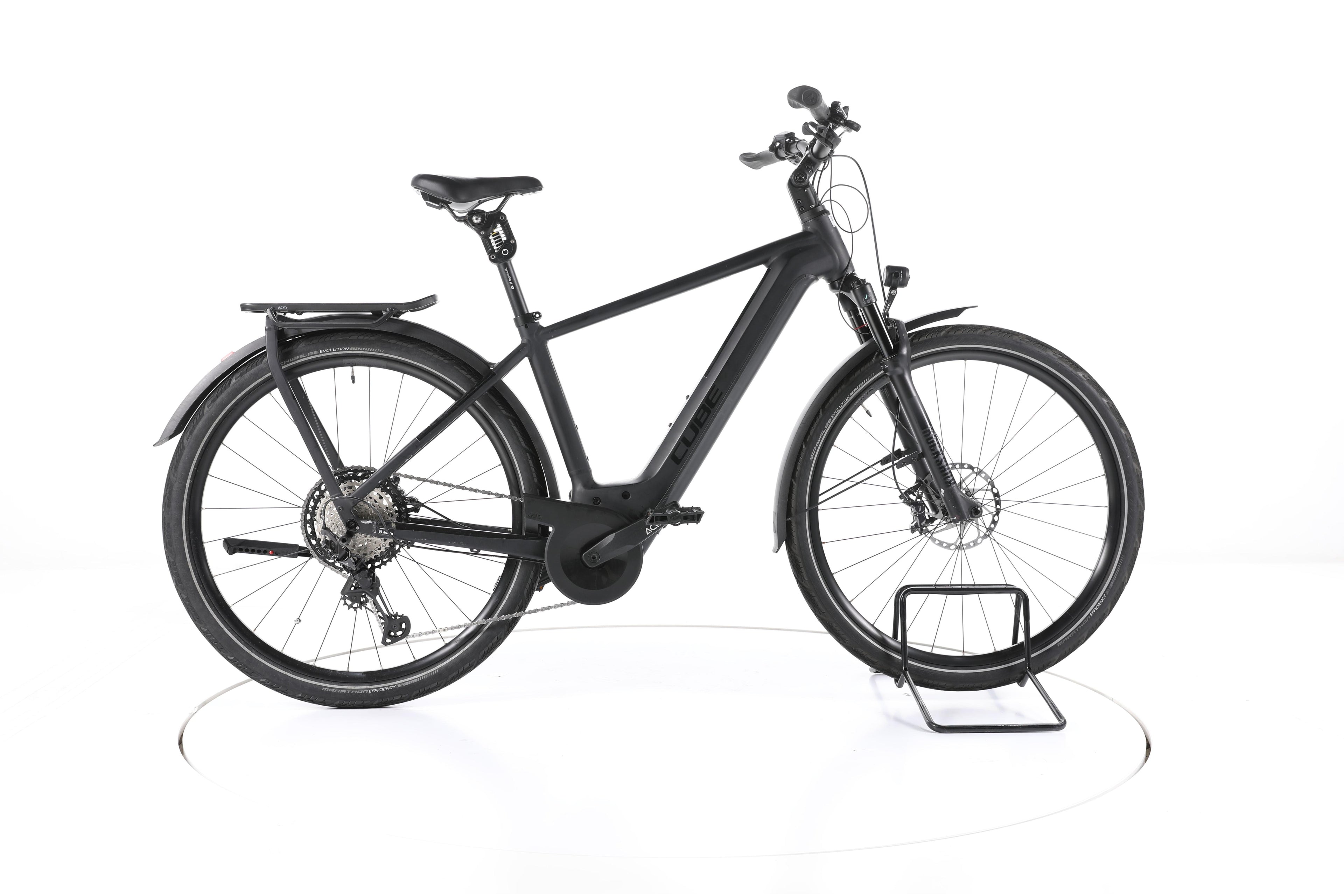 Cube Kathmandu Hybrid SLT Trekking E-Bike - Image 1
