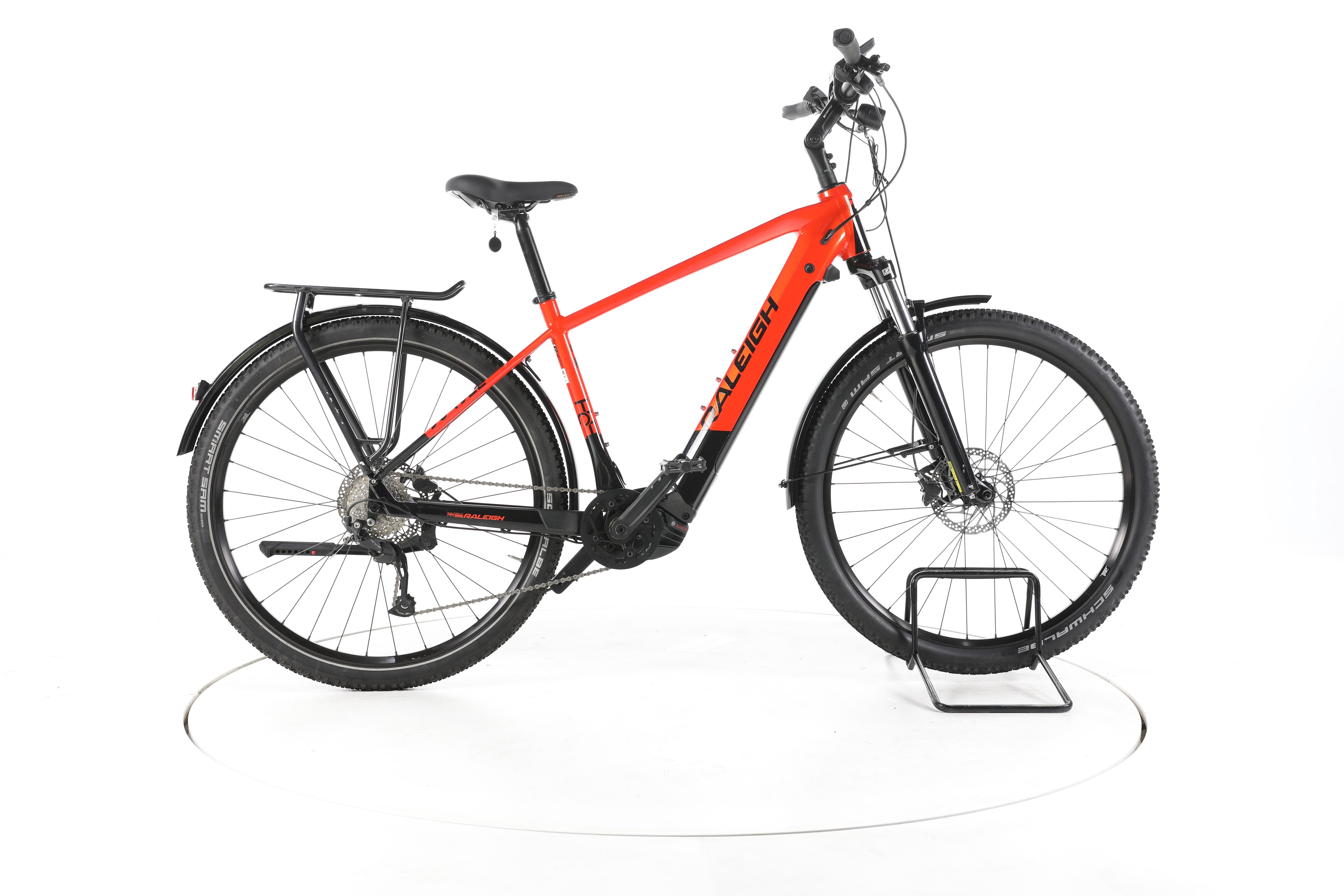 Raleigh DUNDEE 9 Trekking E-Bike - Image 1