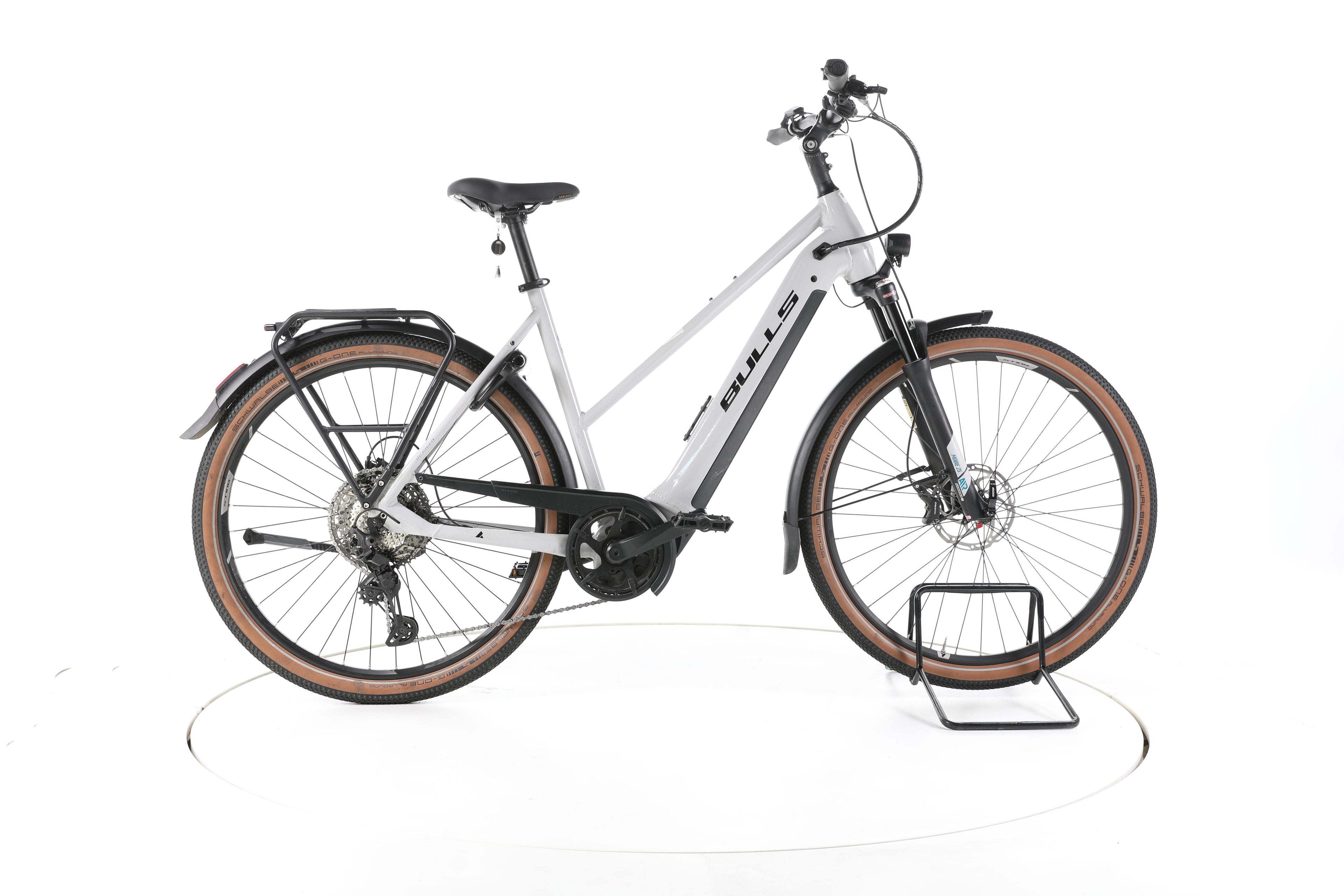Bulls Cross Lite EVO 1 Trekking E-Bike - Image 1