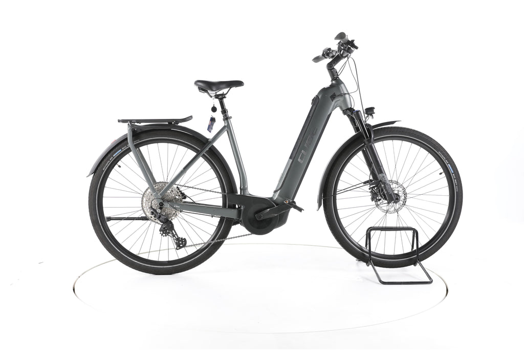 Cube Kathmandu Hybrid Pro Trekking E-Bike Tiefeinsteiger 2023 - Image 1