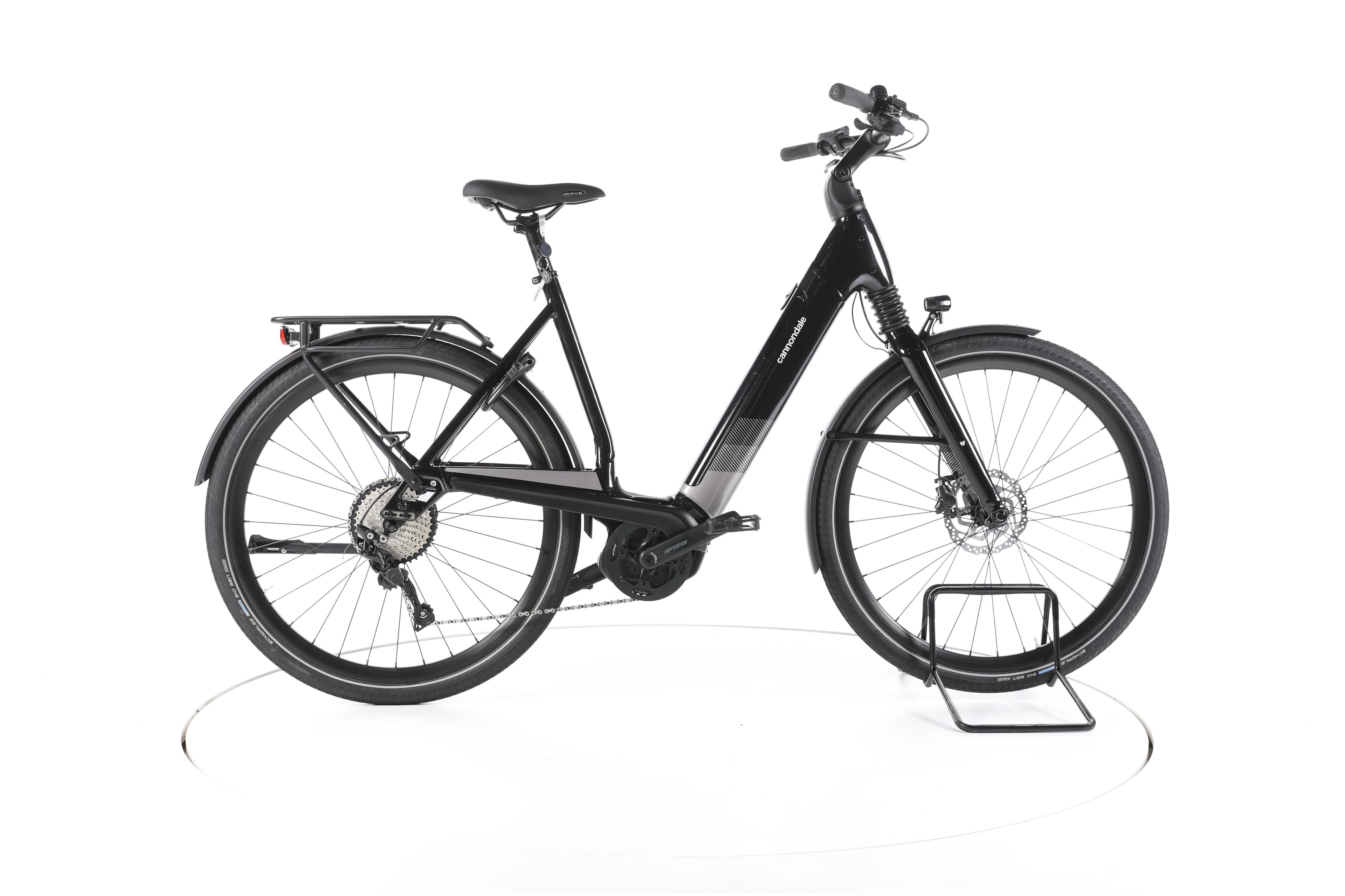 Cannondale Mavaro Neo 5+ Trekking E-Bike Tiefeinsteiger - Image 1