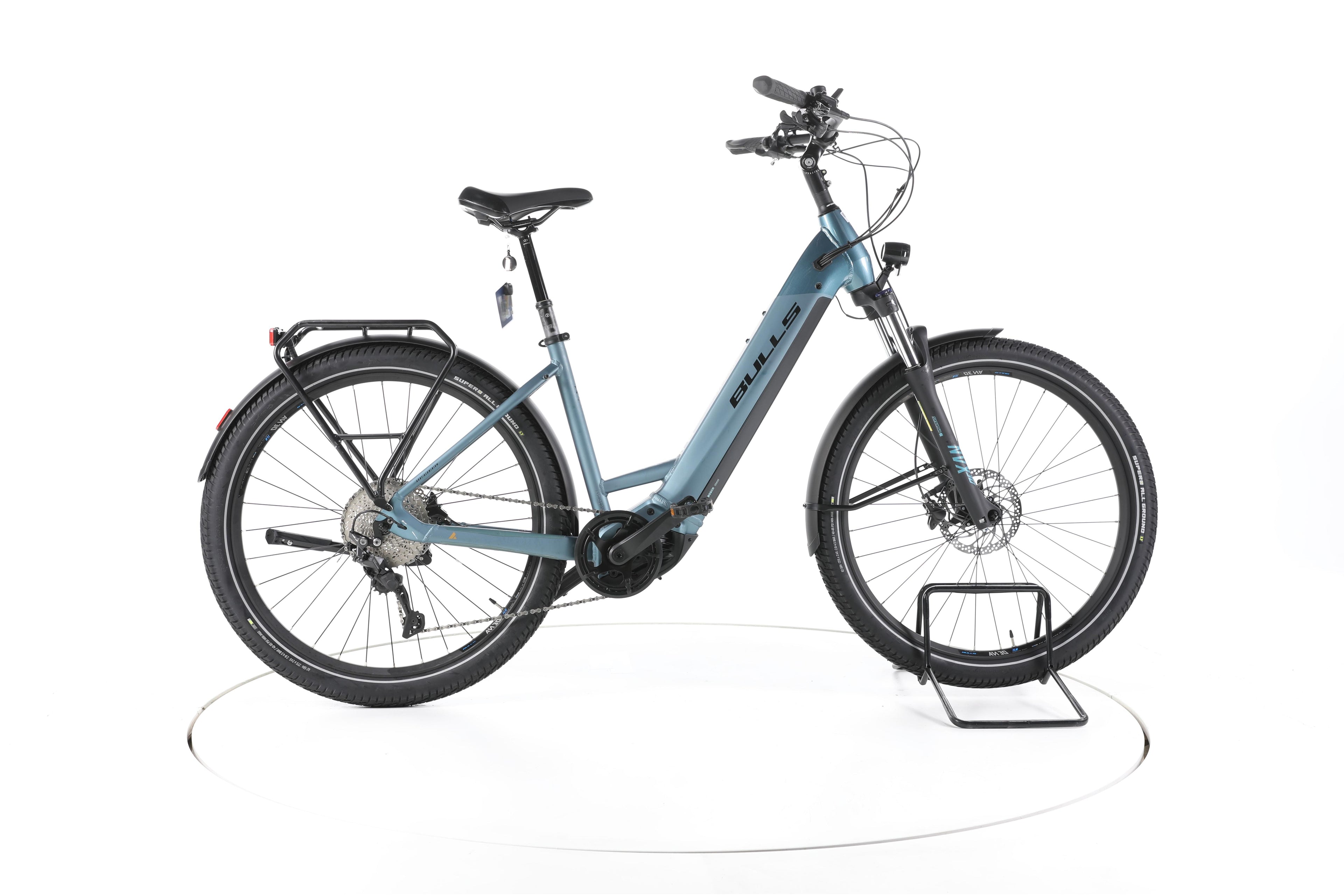 Bulls Iconic EVO 1 Trekking E-Bike Tiefeinsteiger 2024 - Image 1