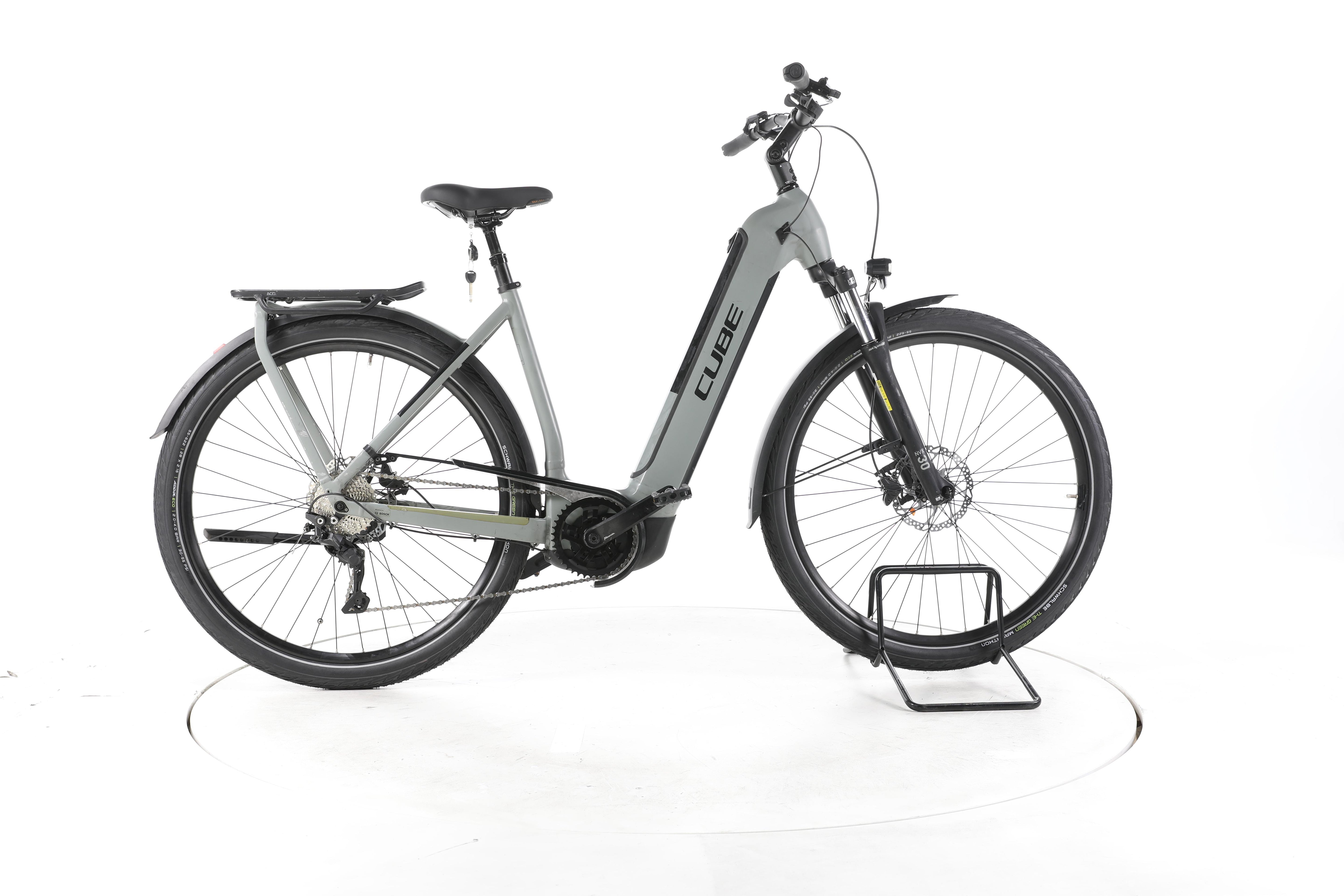 Cube Kathmandu Hybrid ONE Trekking E-Bike Tiefeinsteiger - Image 1