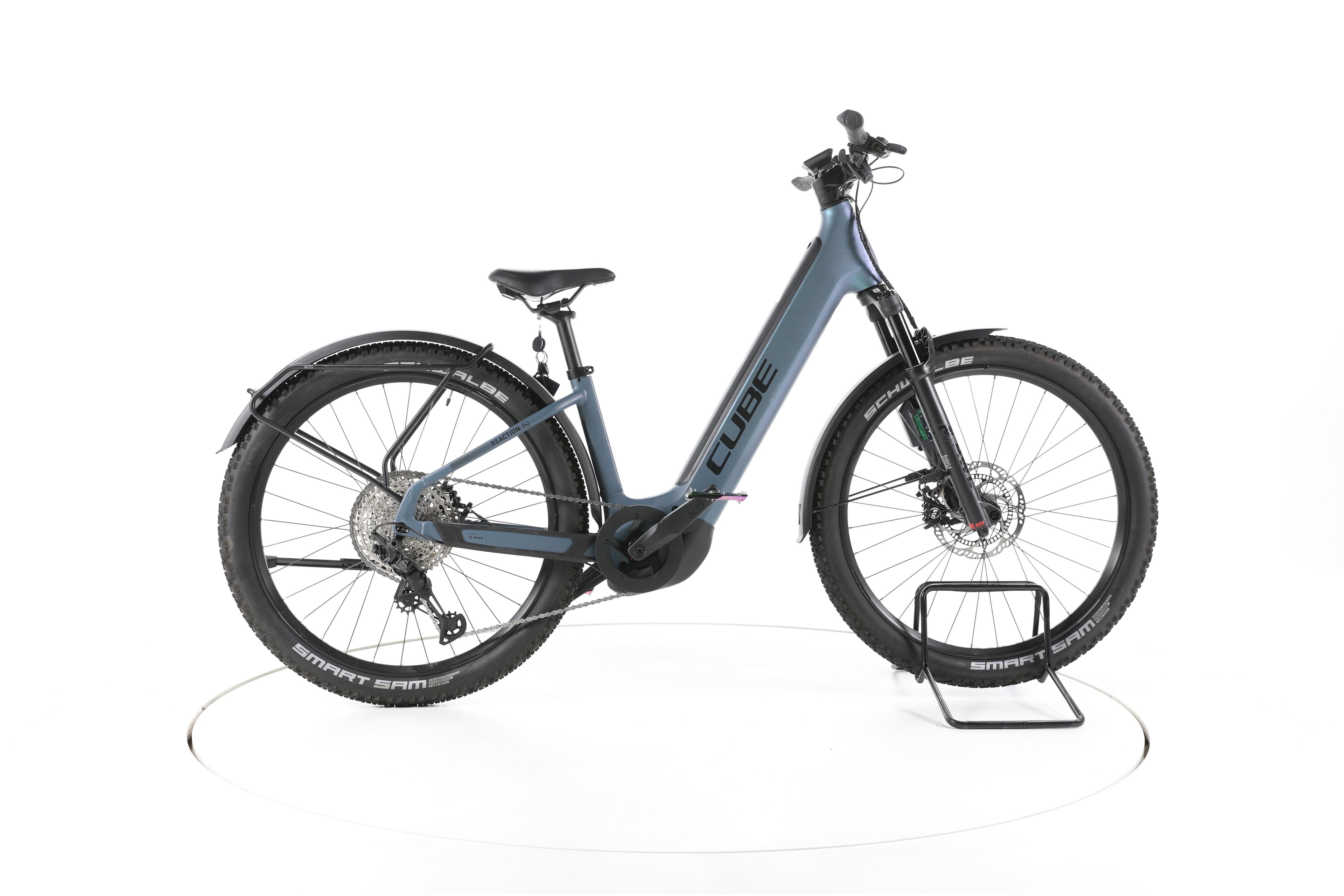 Cube Reaction Hybrid ABS Trekking E-Bike Tiefeinsteiger 2023 - Image 1