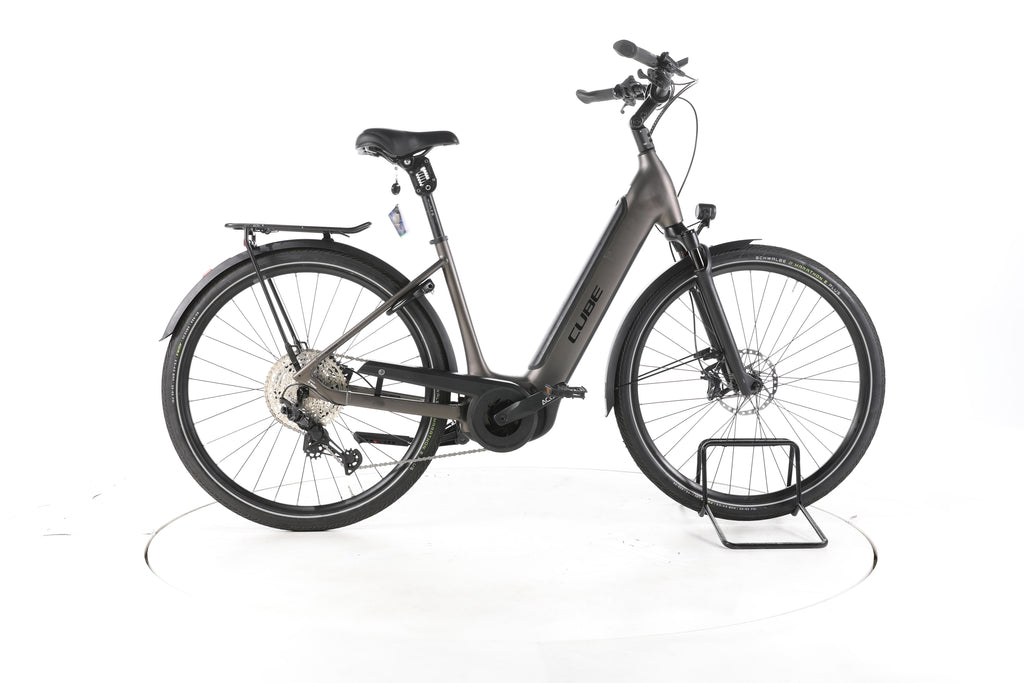 Cube Supreme Sport Hybrid SLX Trekking E-Bike Tiefeinsteiger - Image 1